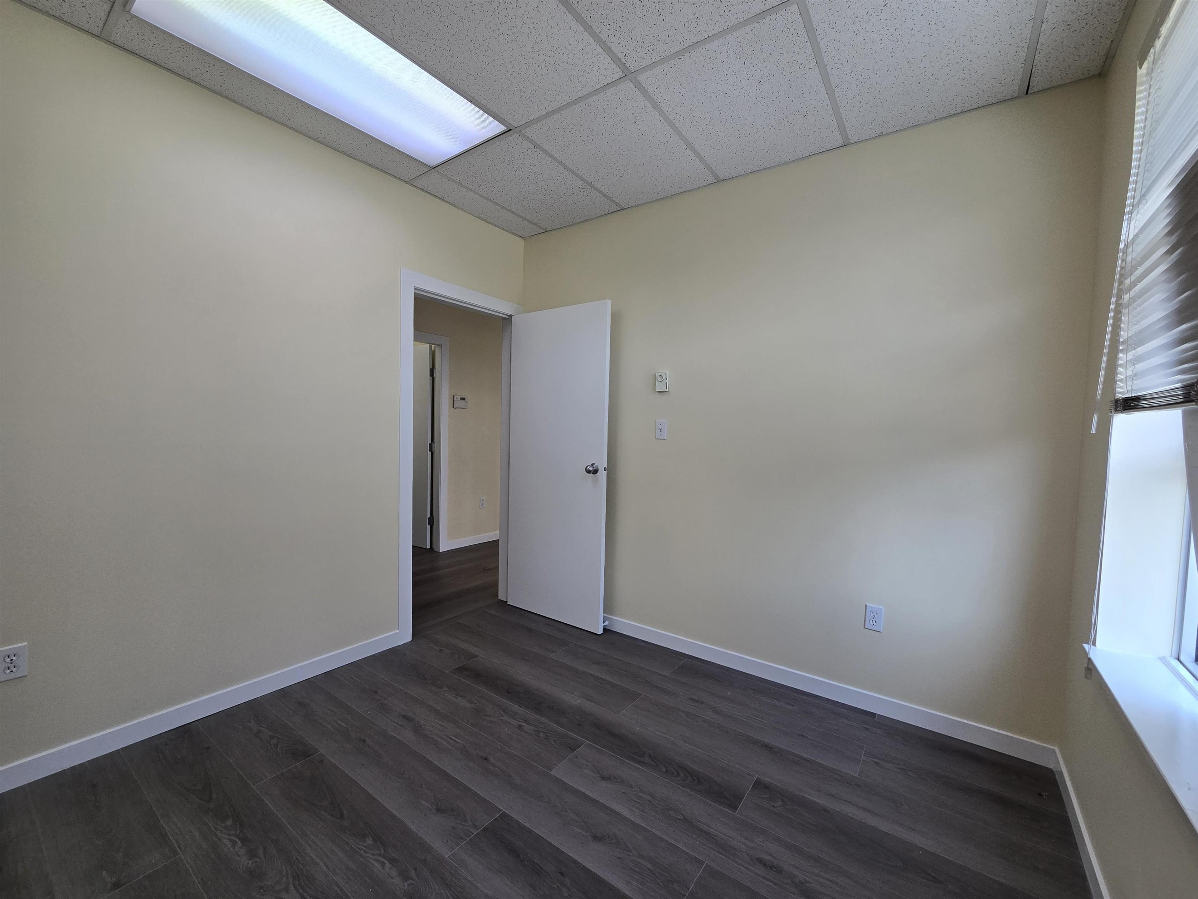 #101 3823 HENNING DRIVE - Image 5