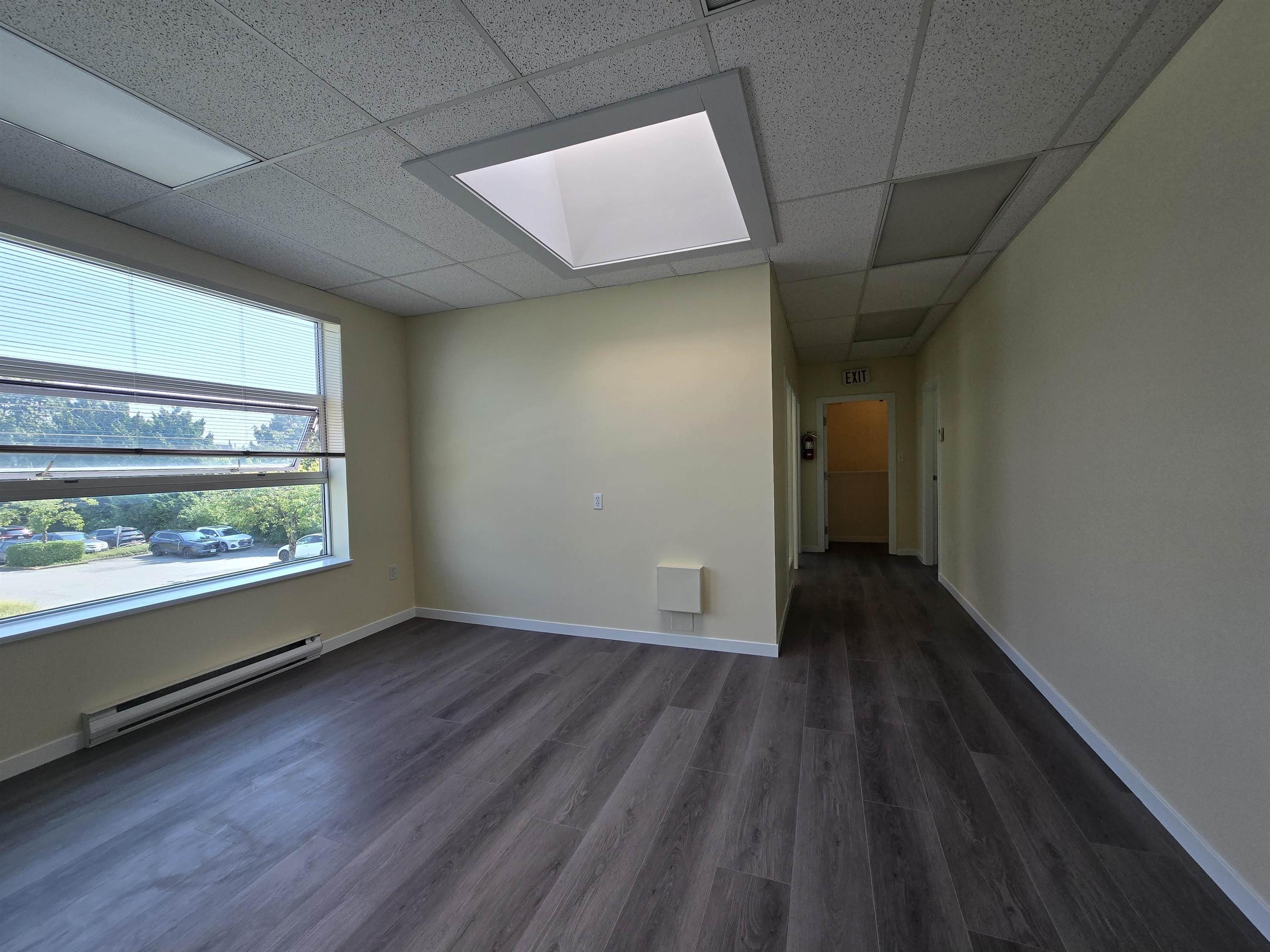 #101 3823 HENNING DRIVE - Image 14