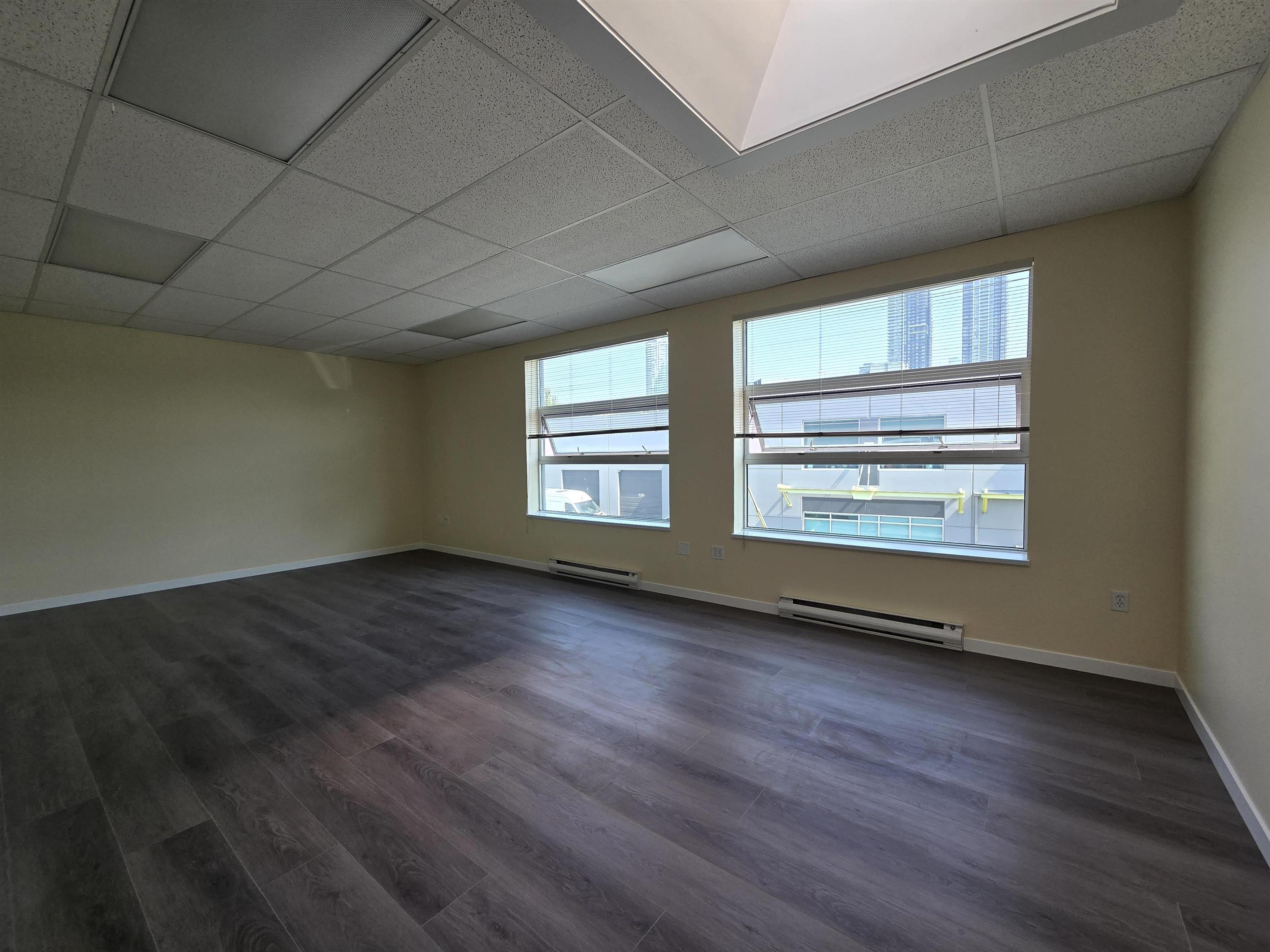 #101 3823 HENNING DRIVE - Image 11