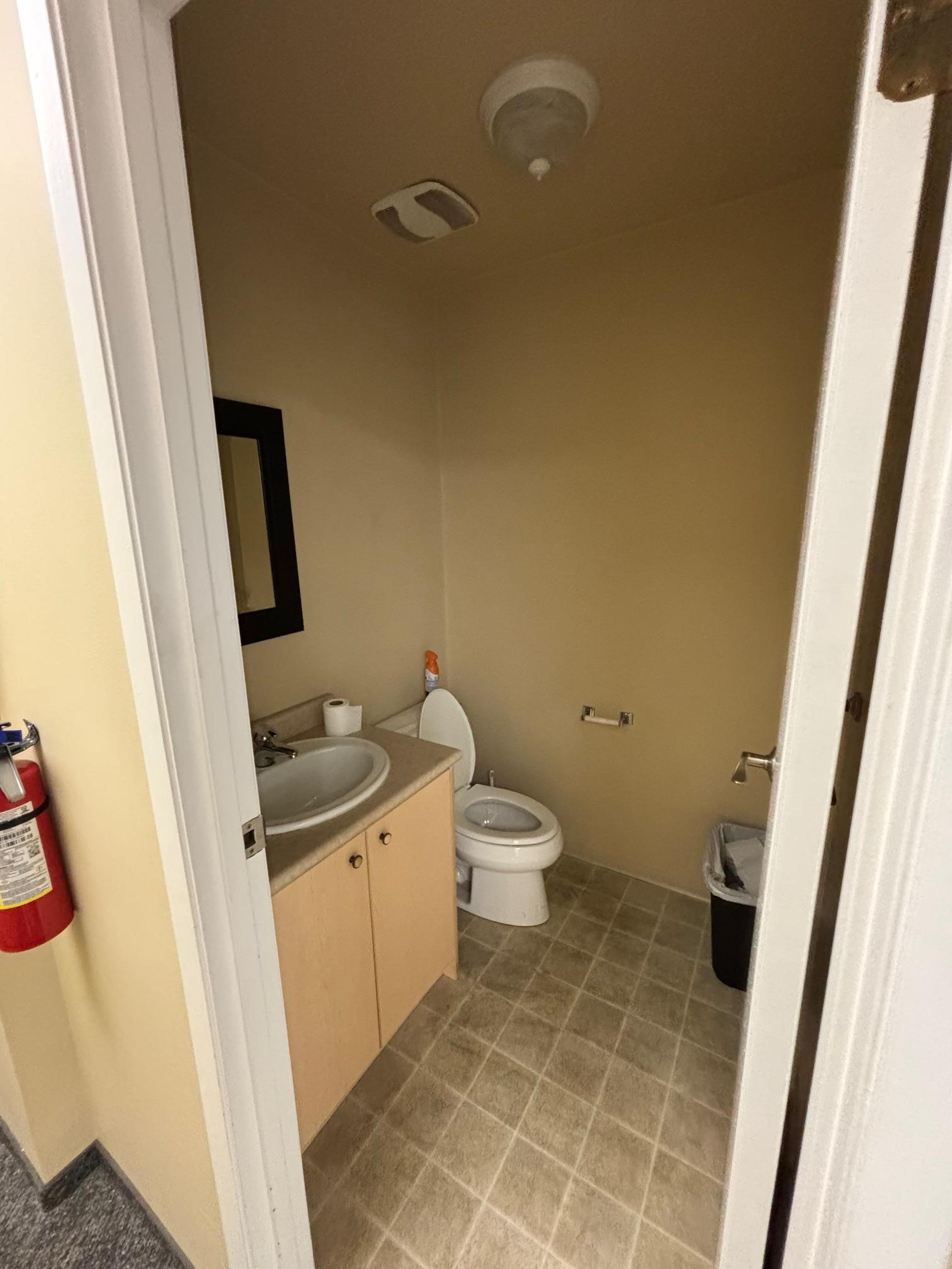 #B 4125 MCCONNELL DRIVE - Image 10