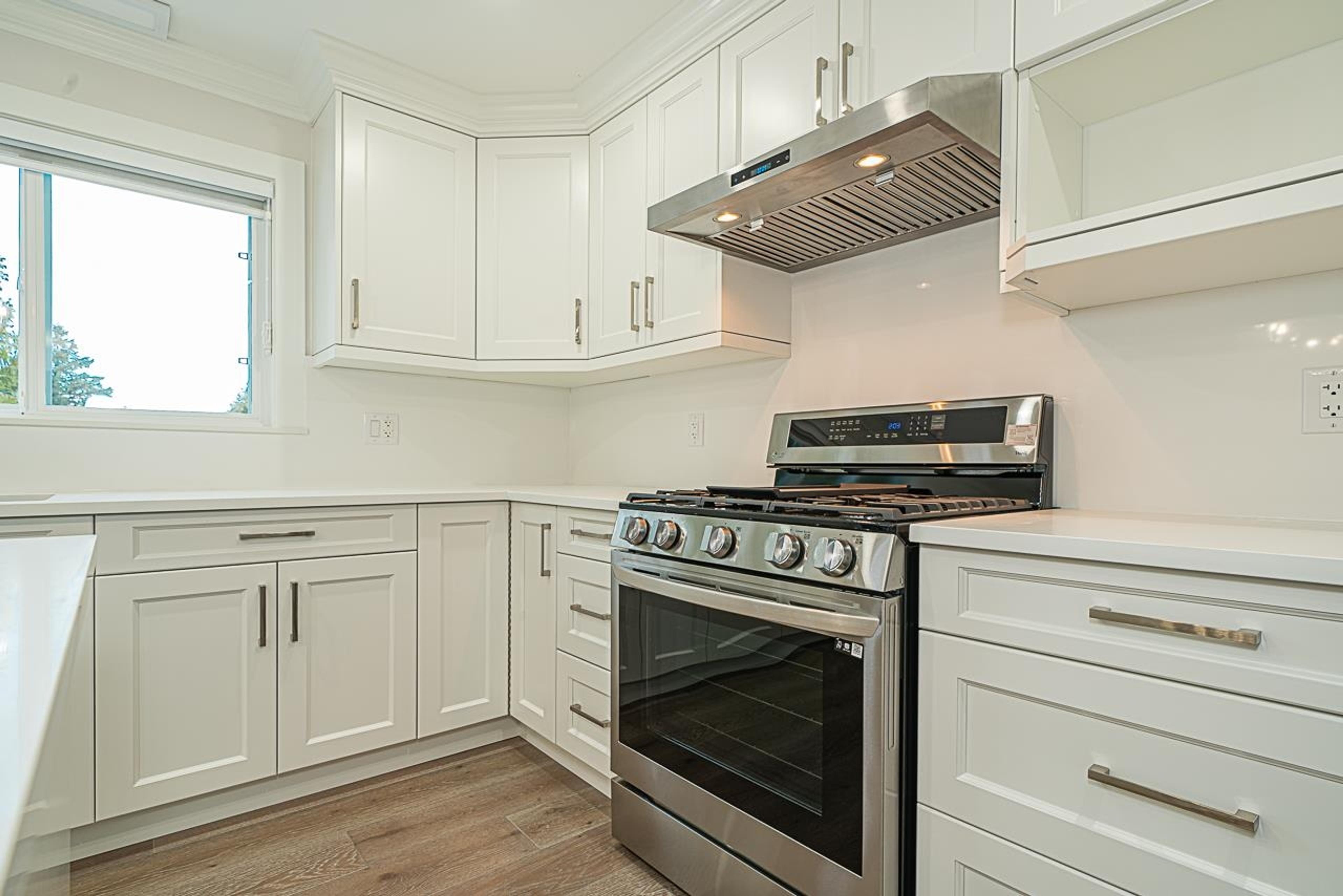 14611 105A AVENUE - Image 7