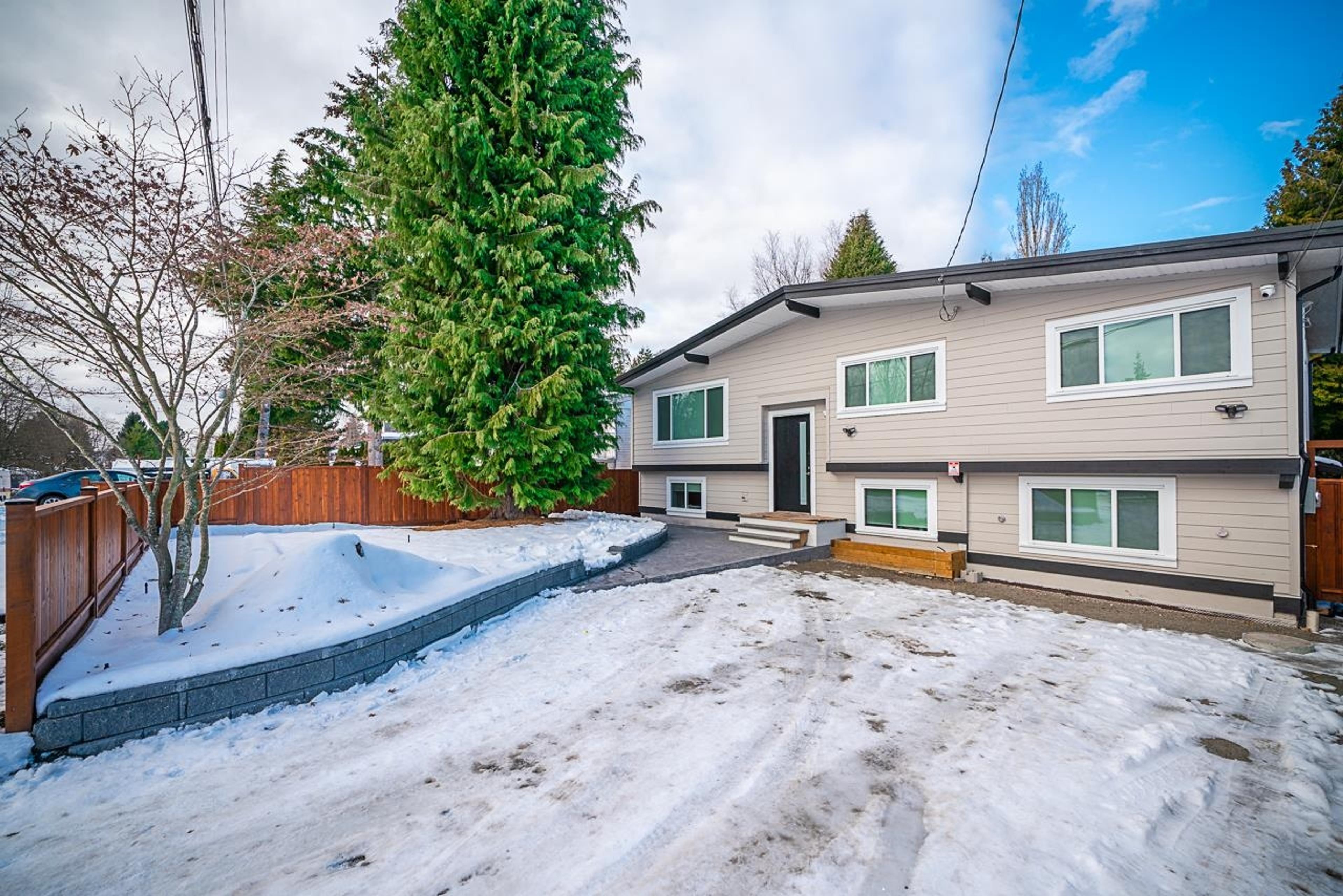 14611 105A AVENUE - Image 27
