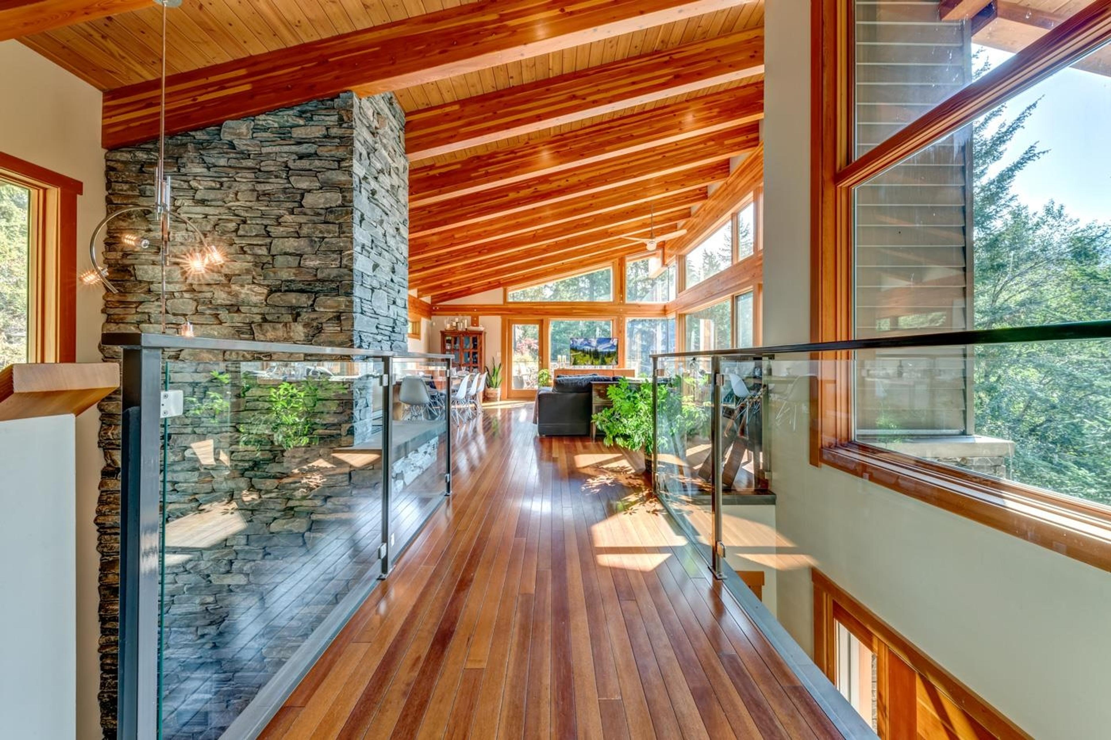 9557 EMERALD DRIVE - Image 7