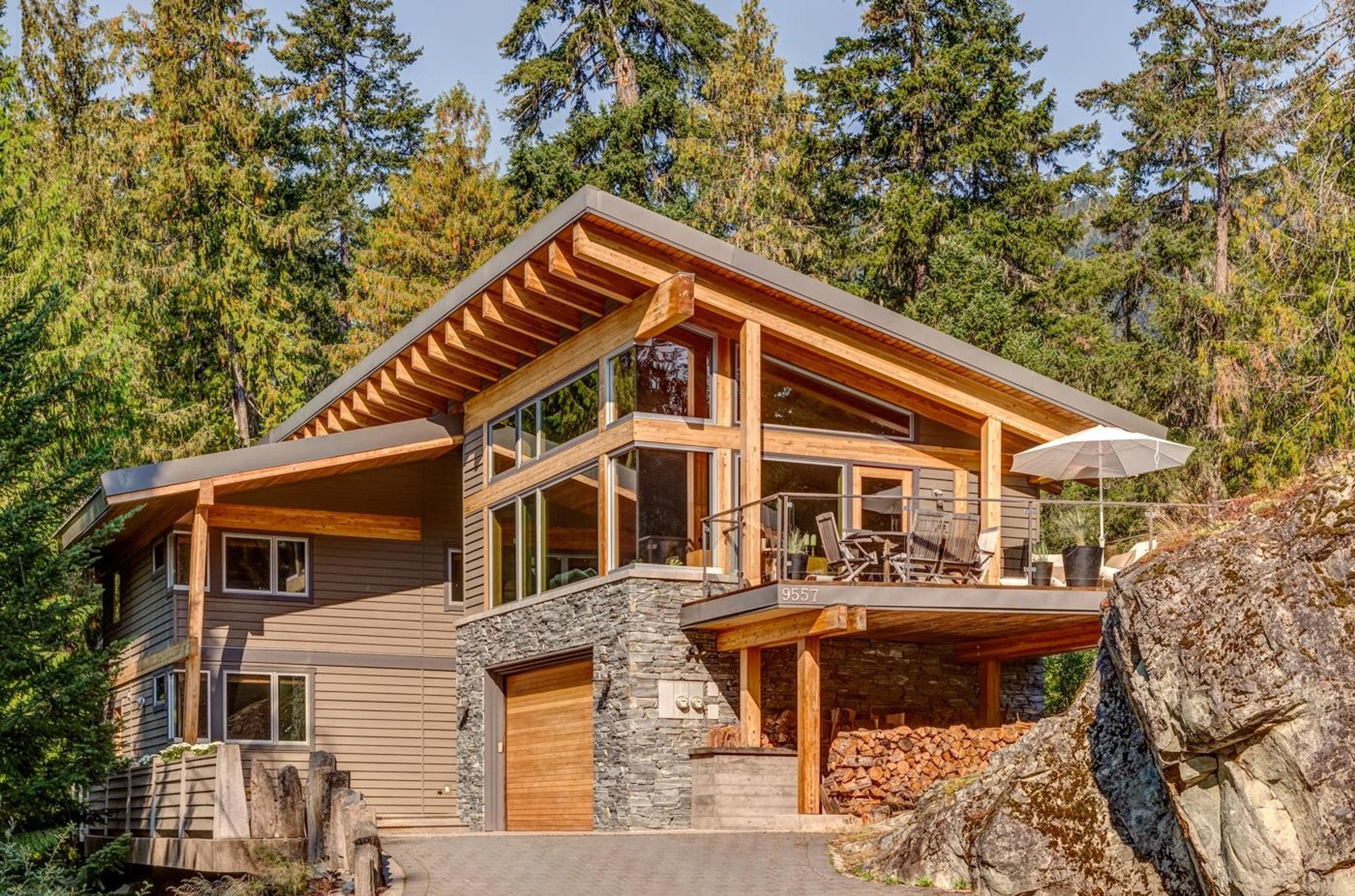 9557 EMERALD DRIVE - Image 30