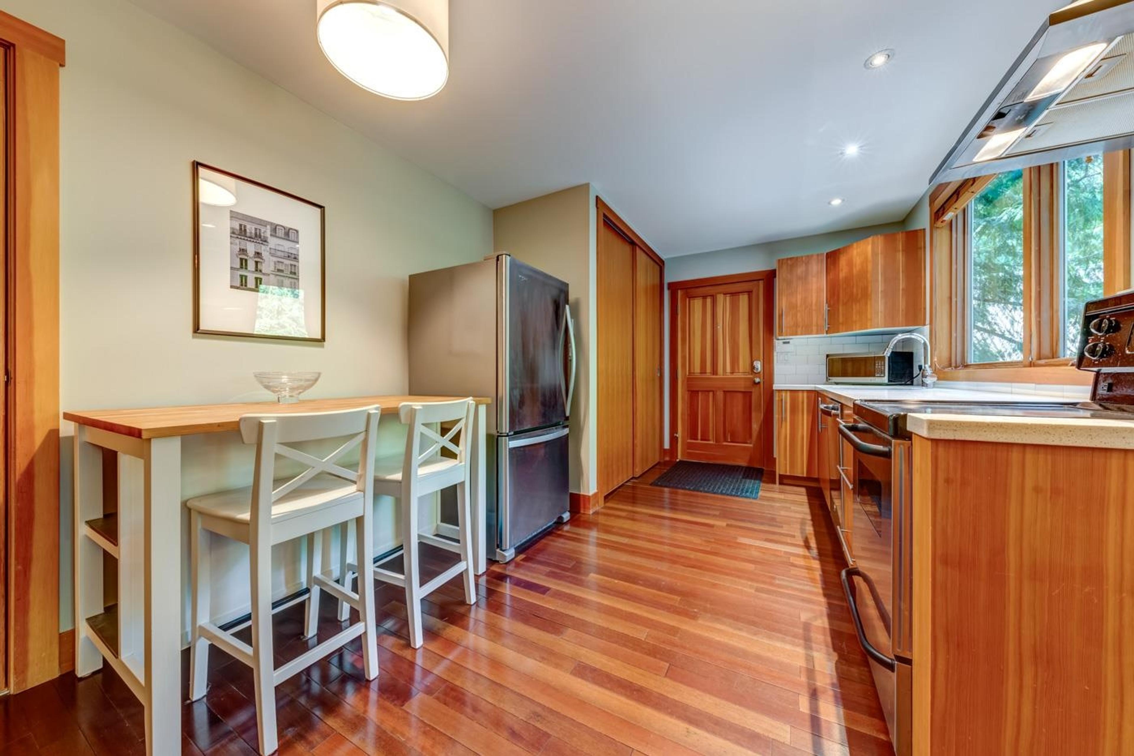 9557 EMERALD DRIVE - Image 21