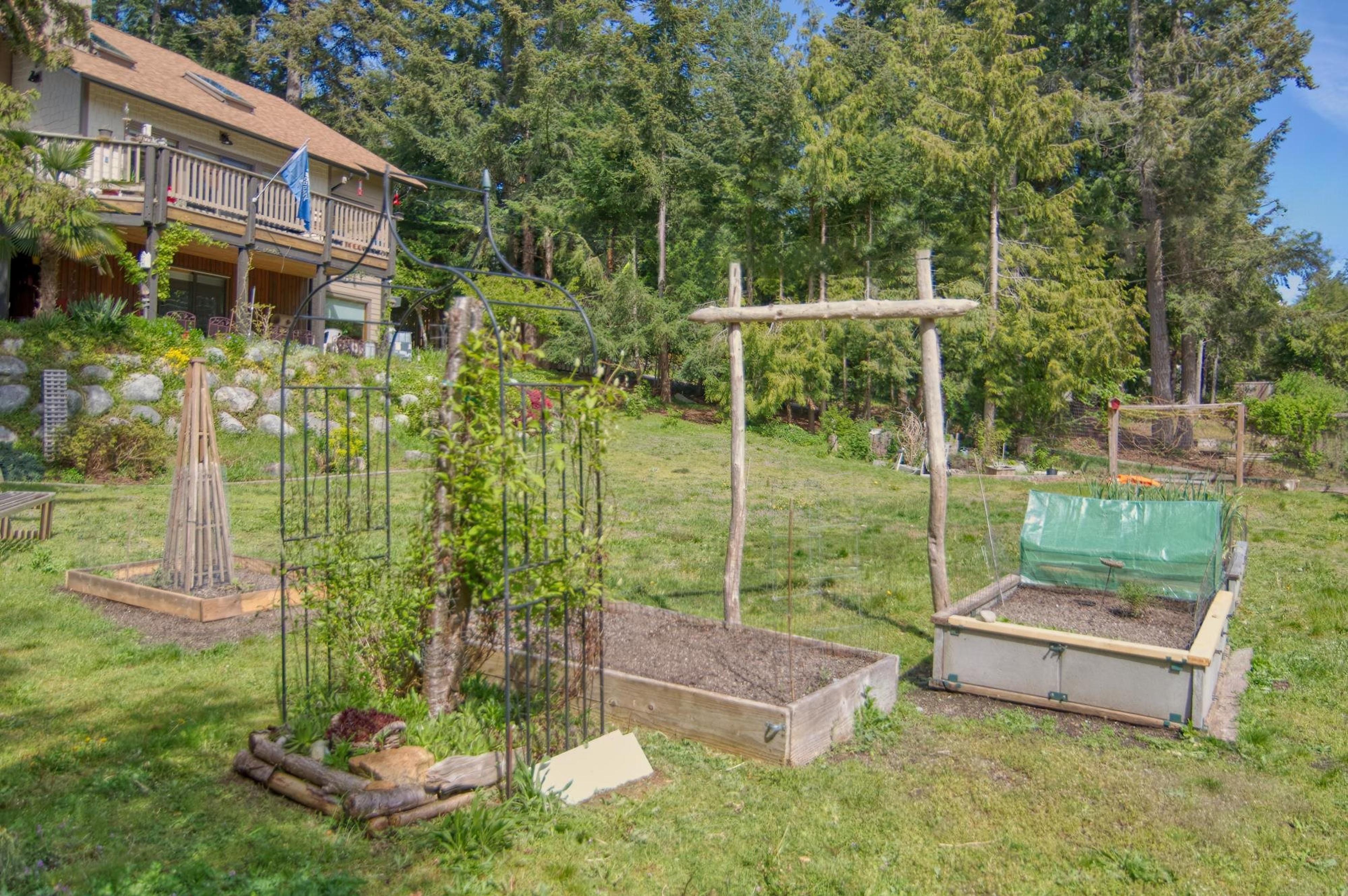 8096 WESTWOOD ROAD - Image 36