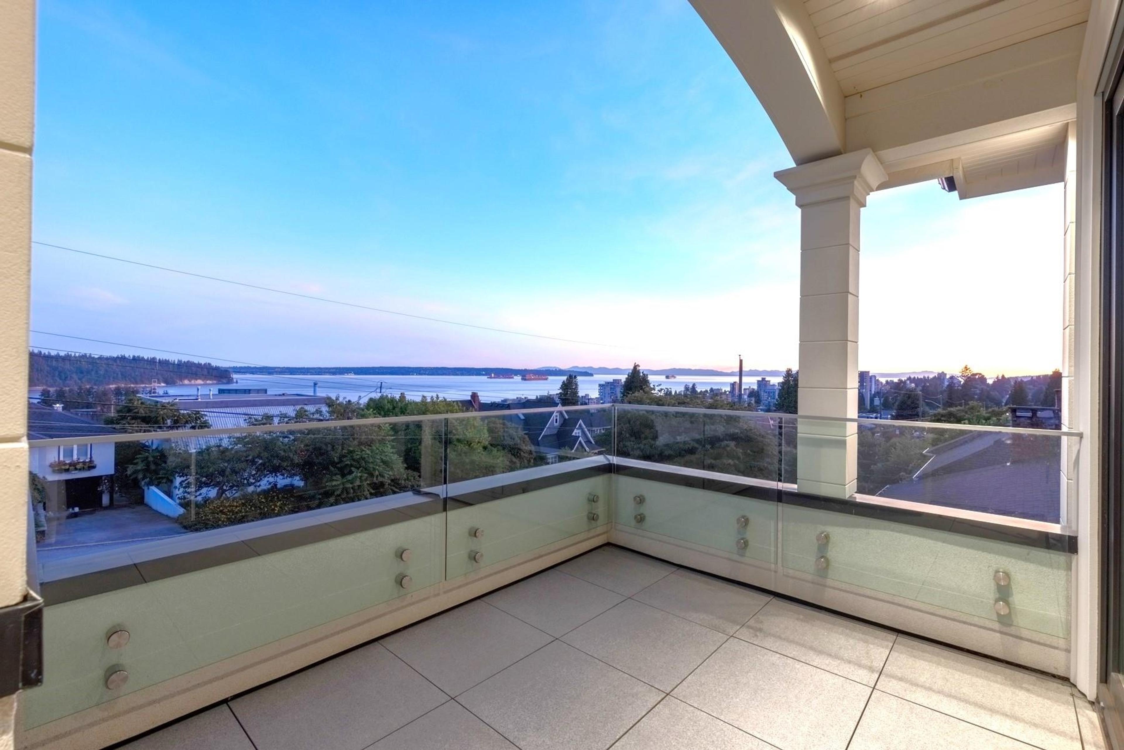 1115 FULTON AVENUE - Image 19