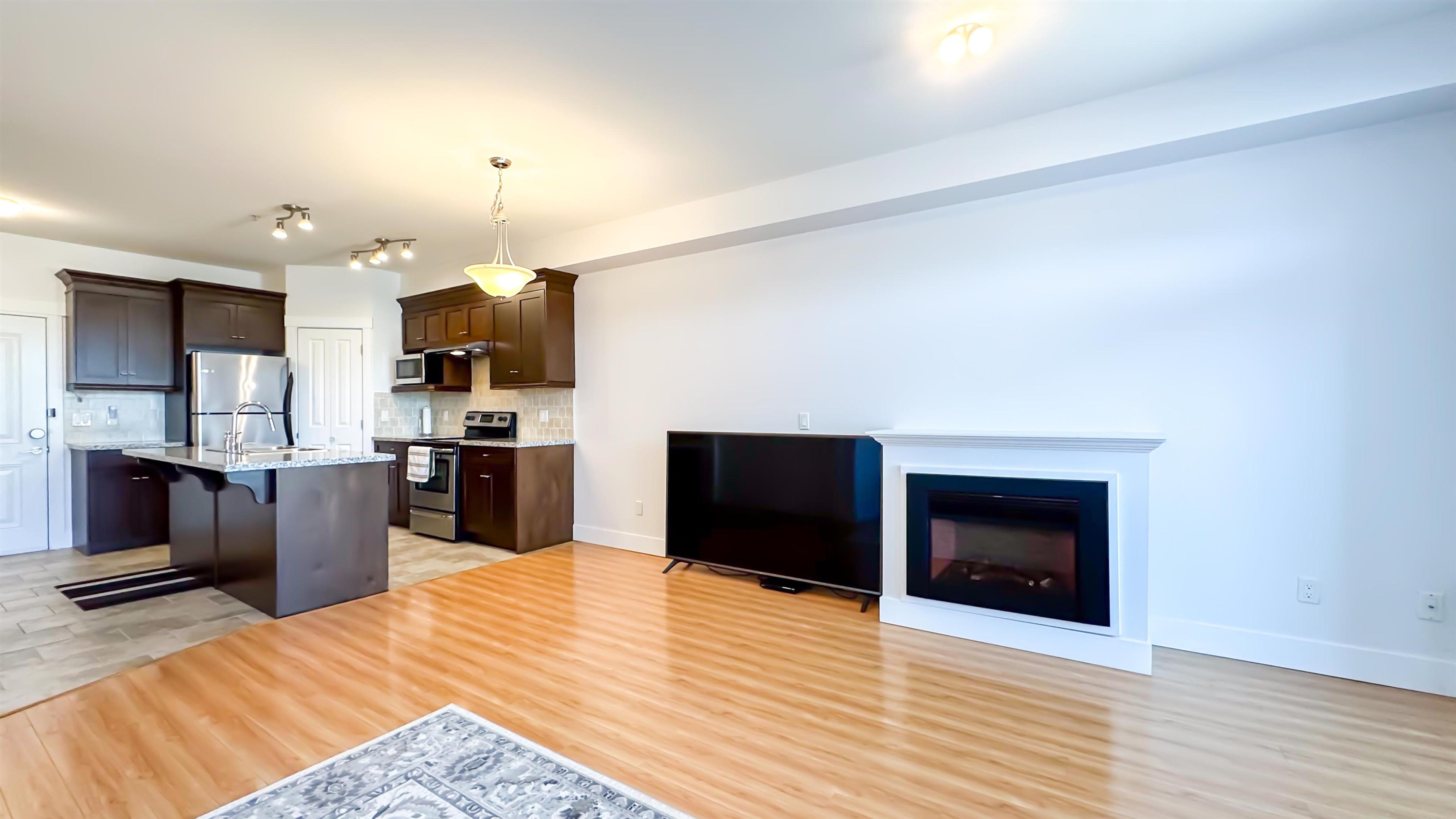 #205 7908 GRAHAM AVENUE - Image 15