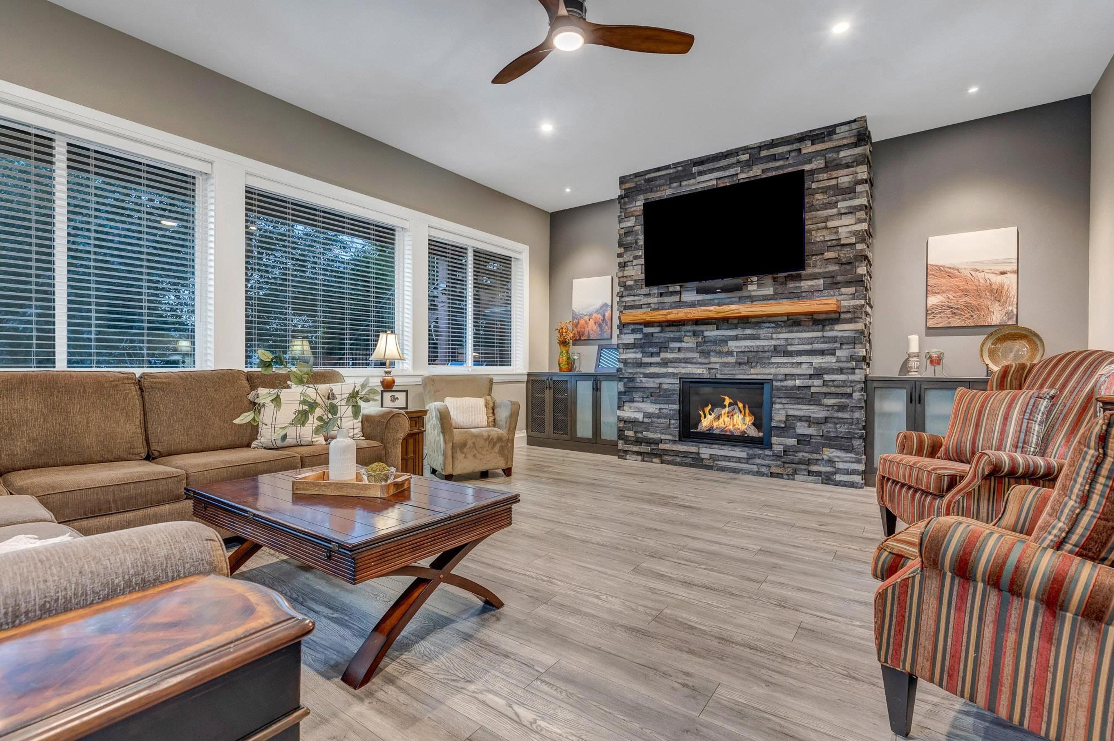 46123 ROY AVENUE - Image 3