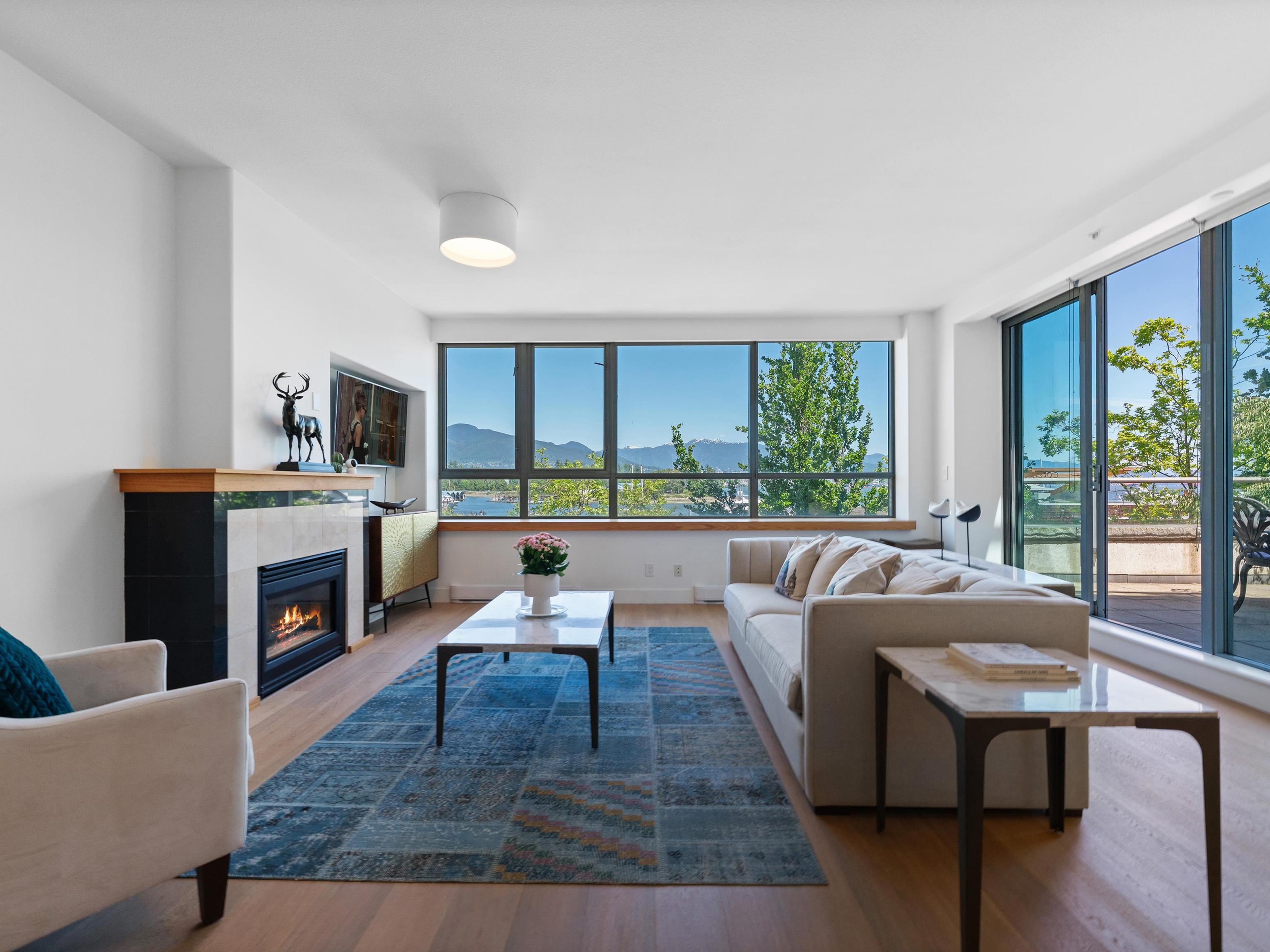 #L302 1550 COAL HARBOUR QUAY - Image 3