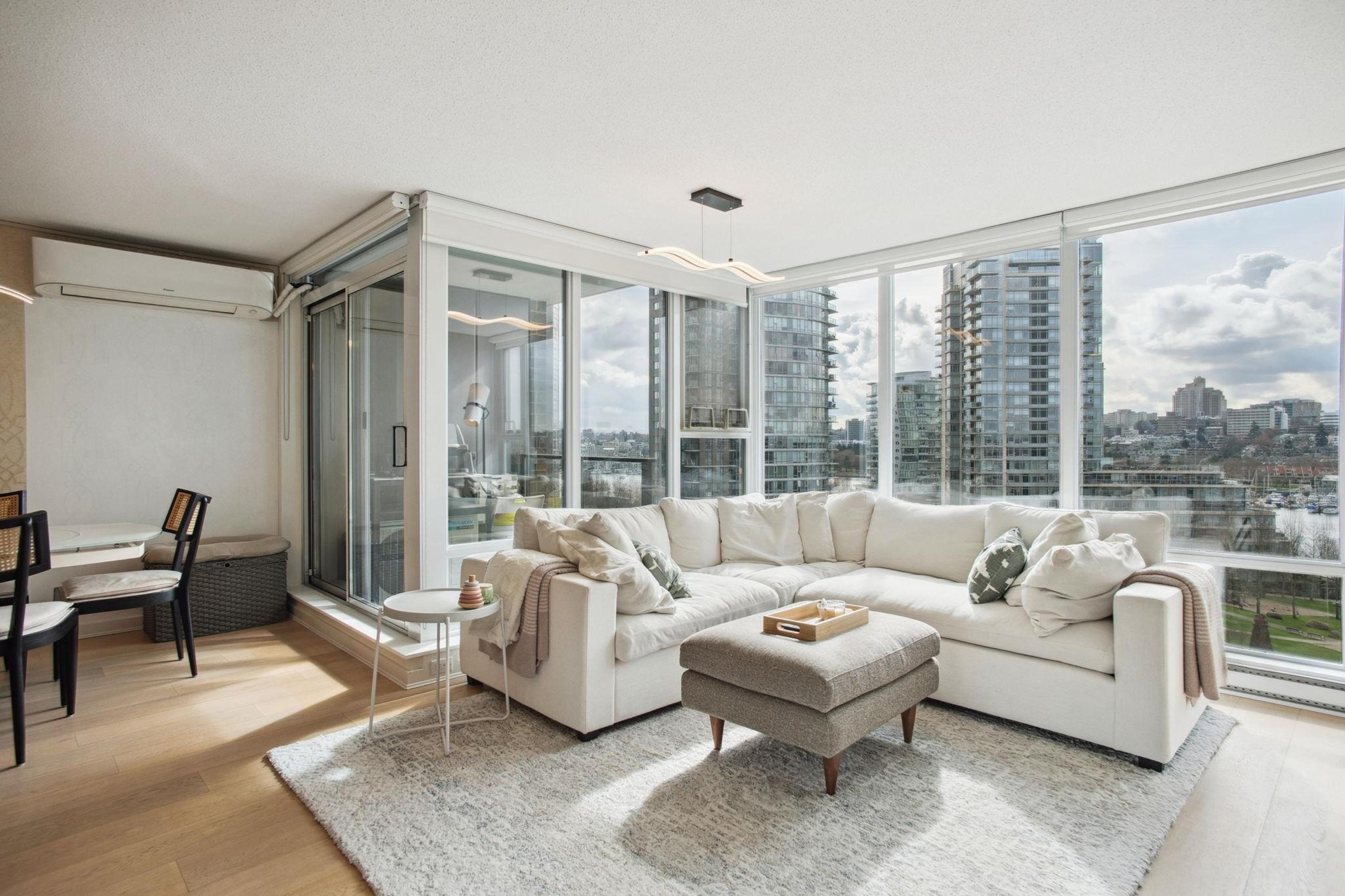 #1005 583 BEACH CRESCENT - Image 7