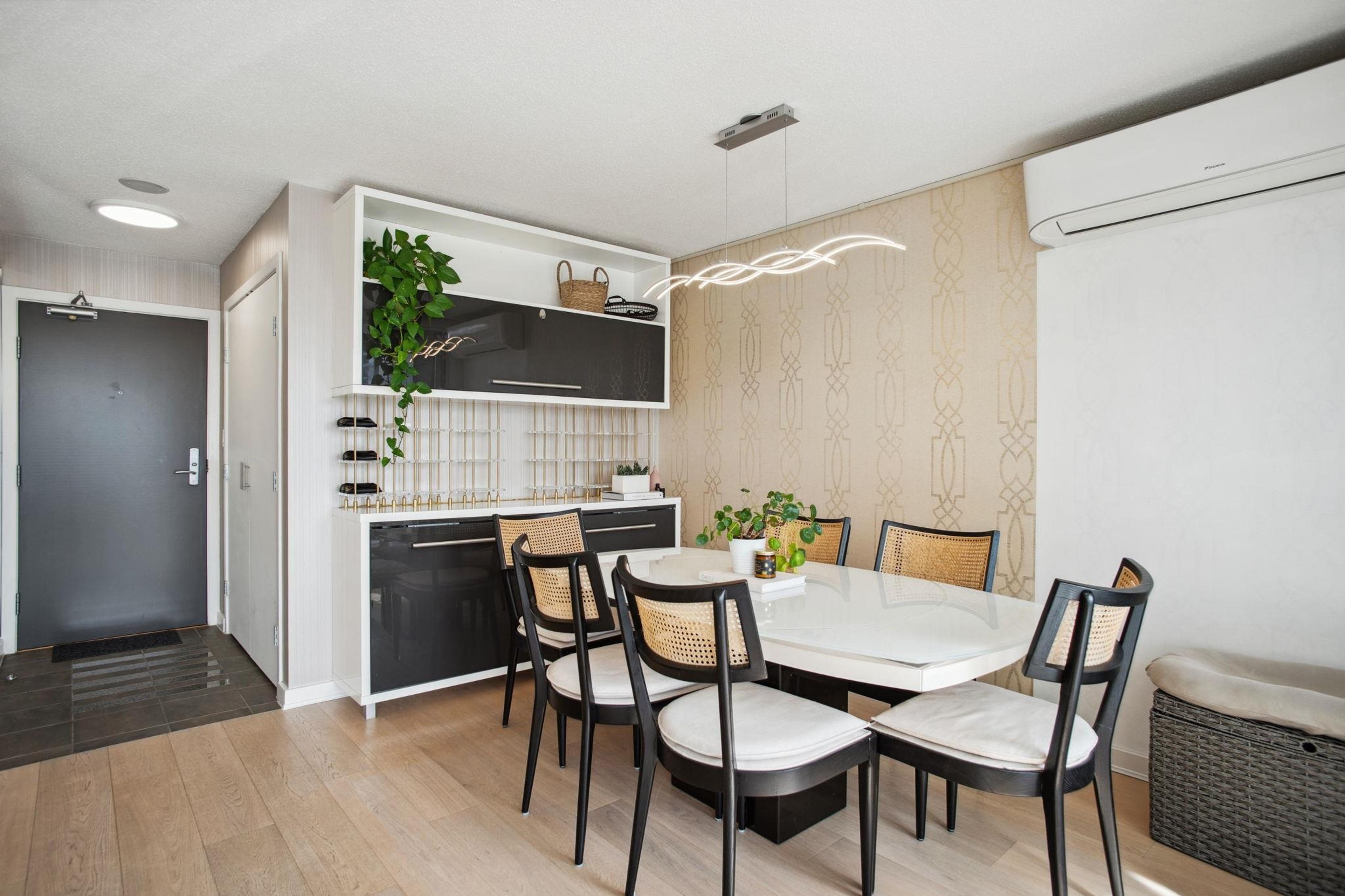 #1005 583 BEACH CRESCENT - Image 11