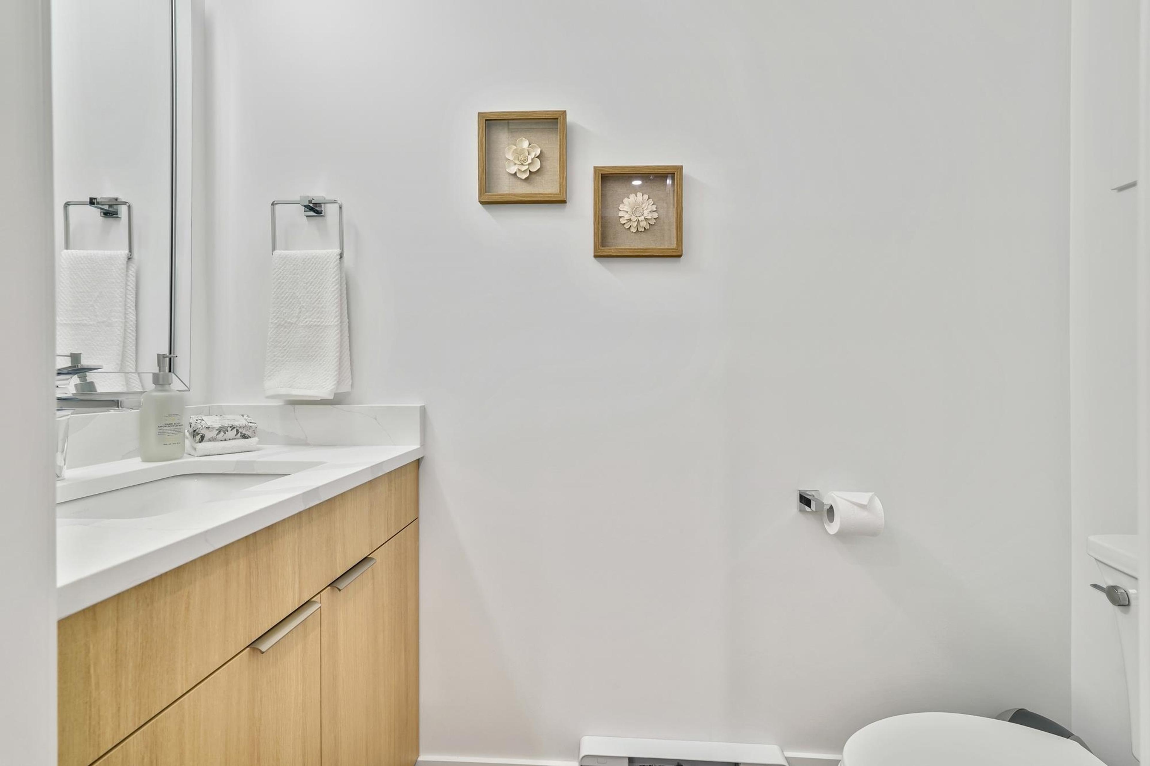 45 E EIGHTH AVENUE - Image 7