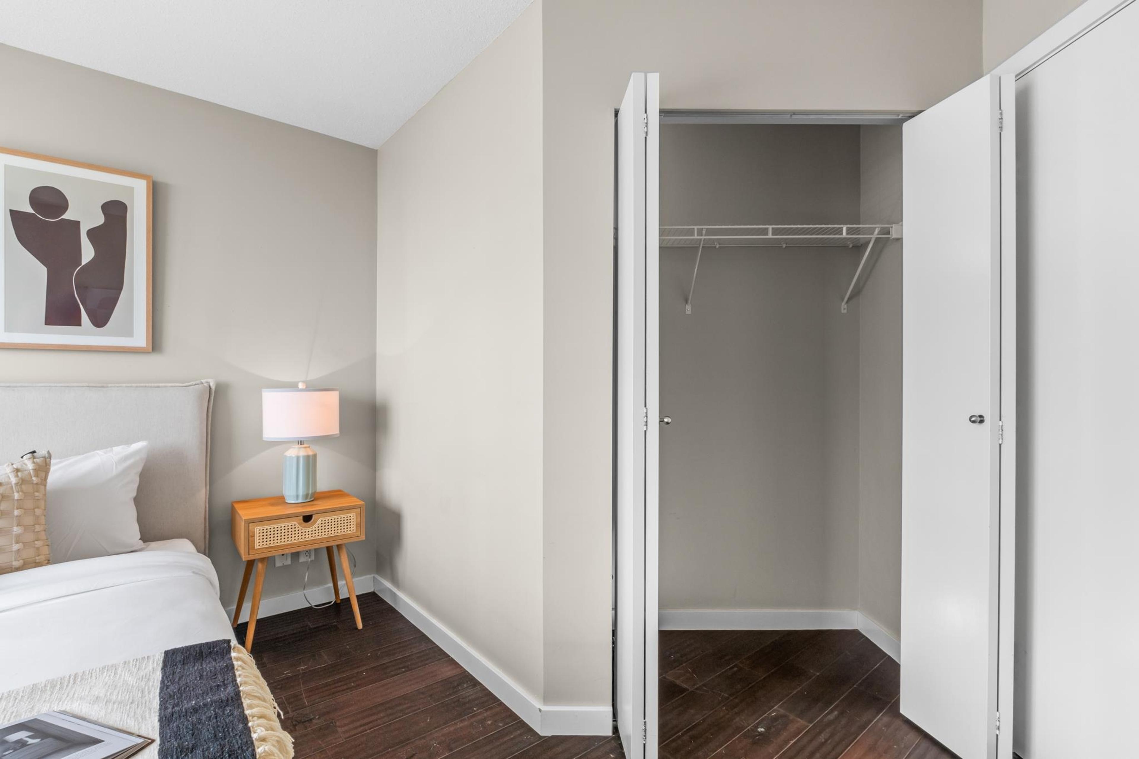 #1202 583 BEACH CRESCENT - Image 26