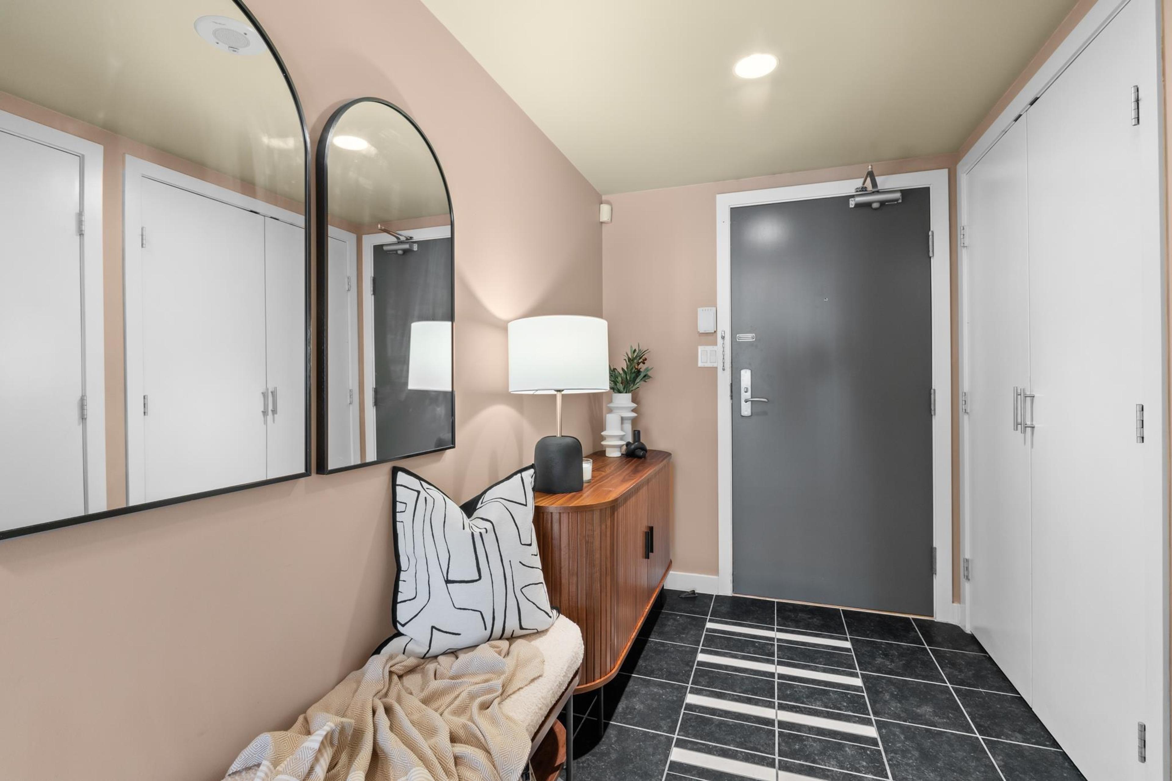 #1202 583 BEACH CRESCENT - Image 32