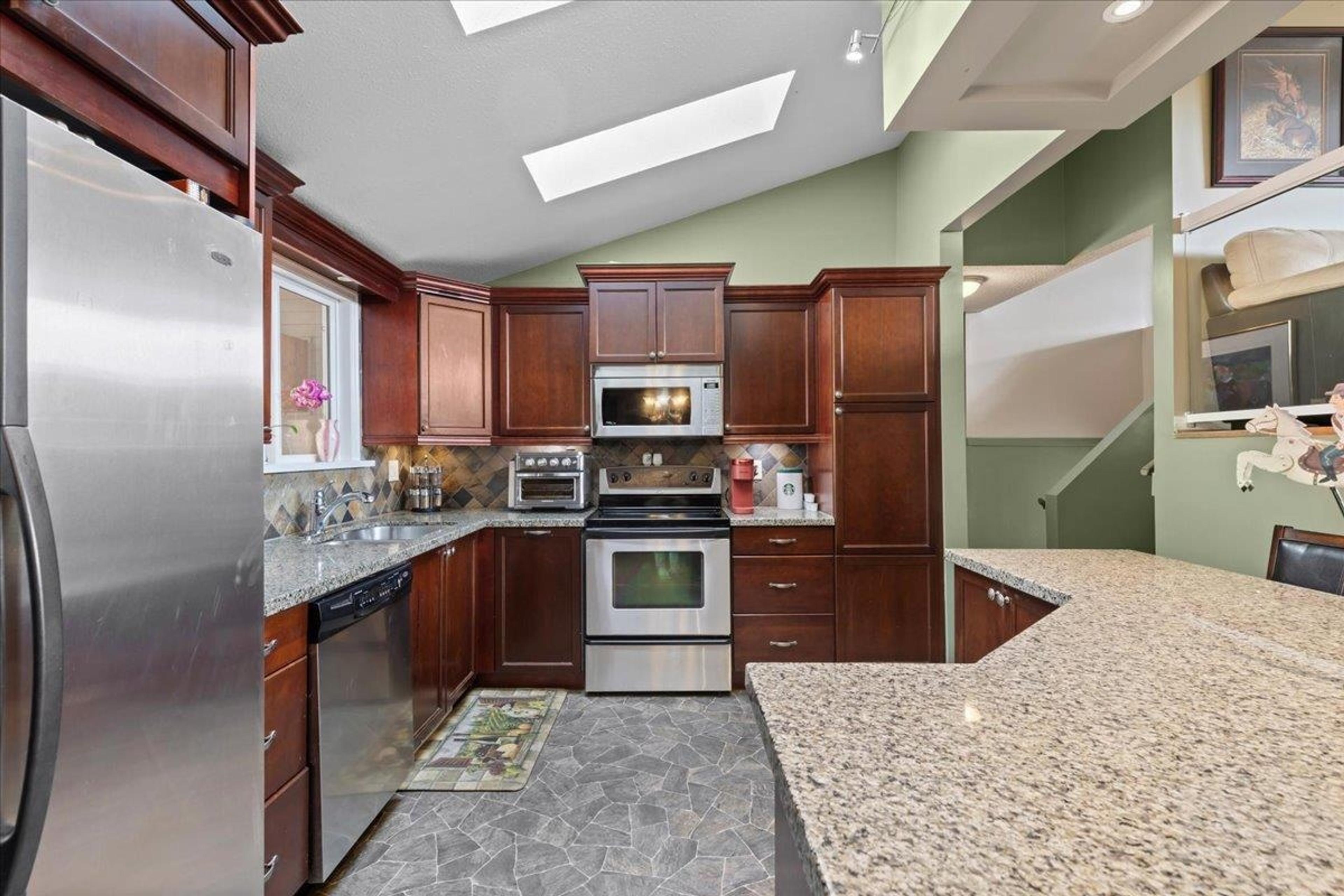 3344 OMINECA COURT - Image 12