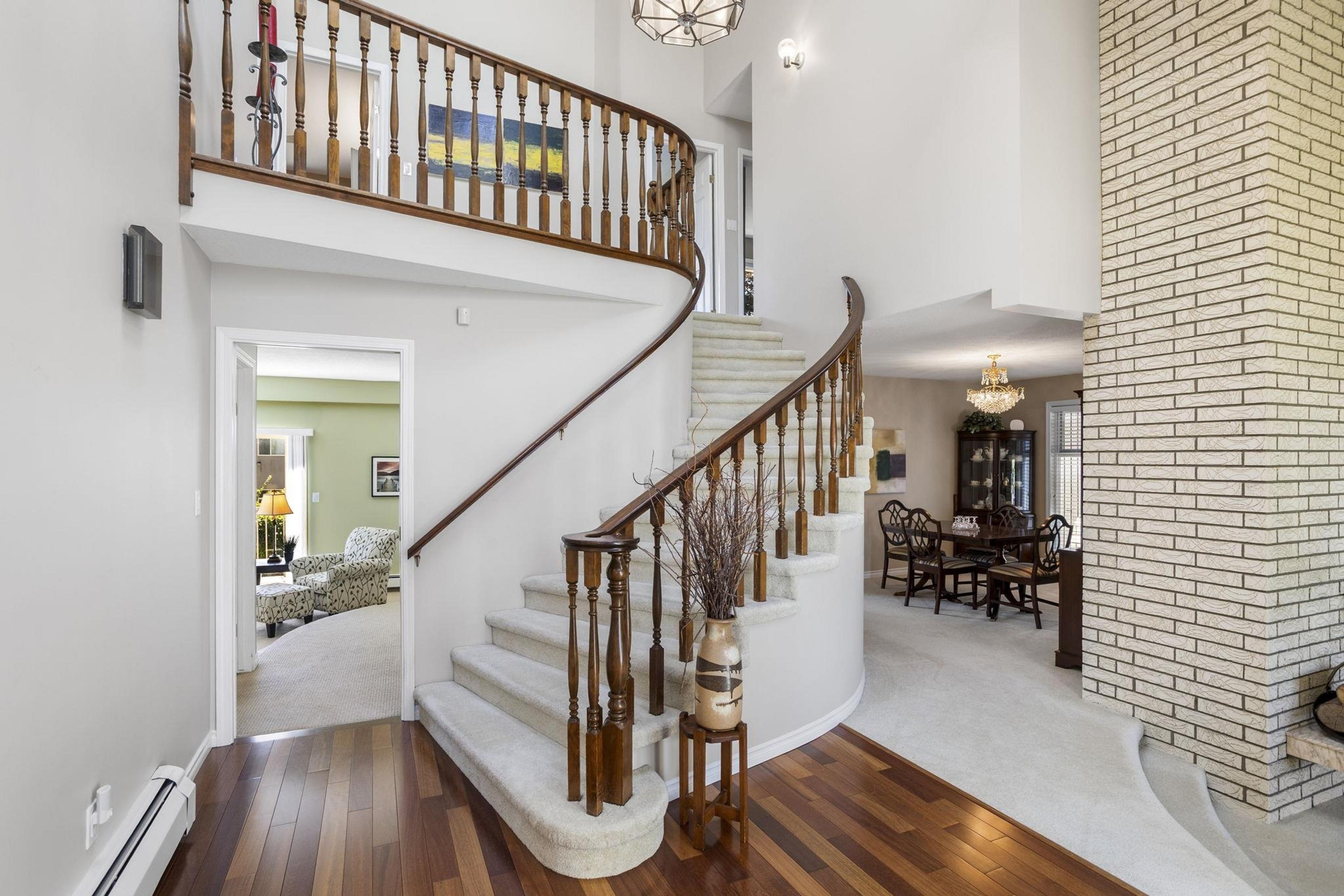 6330 LOCHDALE STREET - Image 2