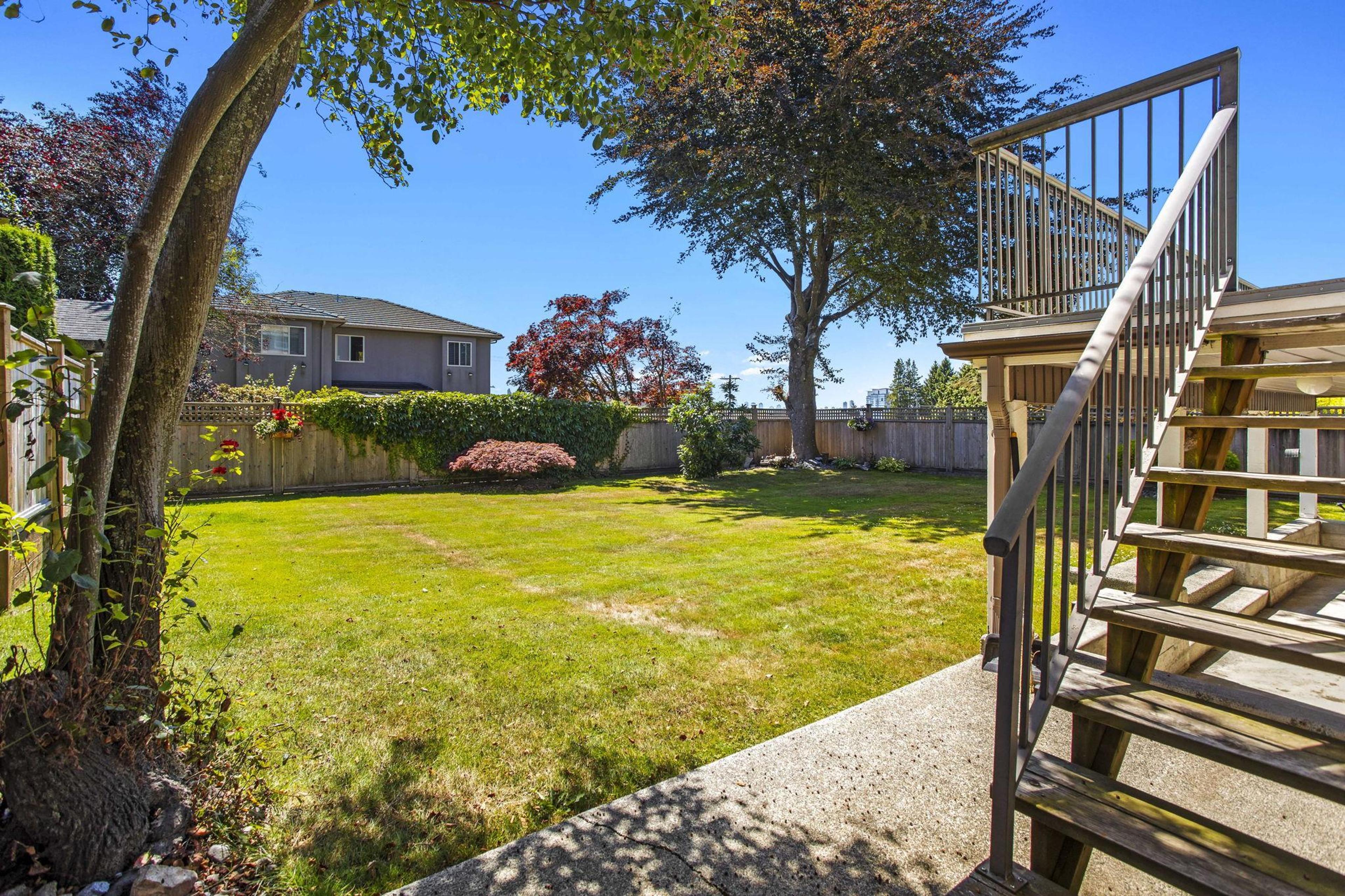 6330 LOCHDALE STREET - Image 36