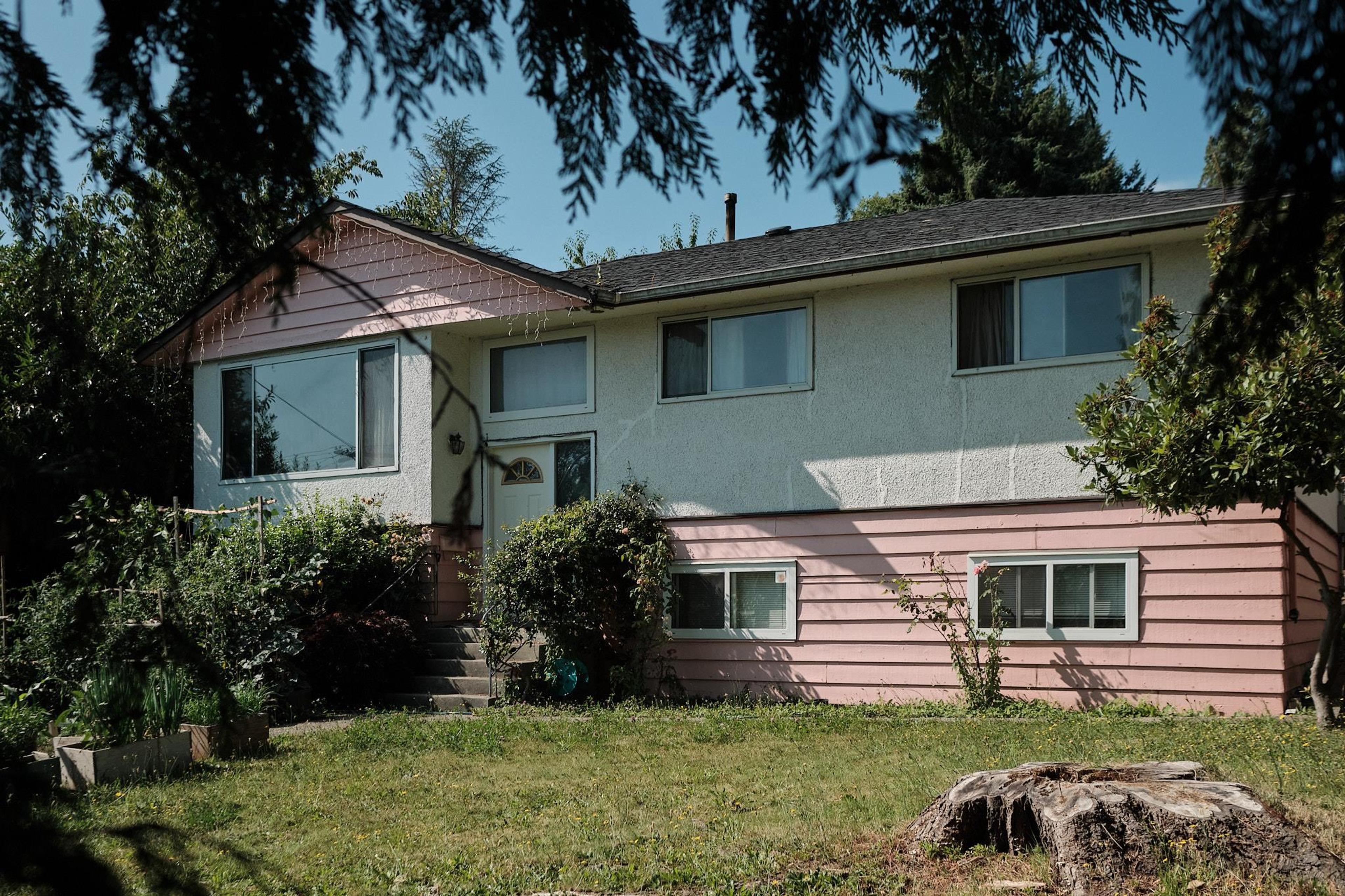 6717 BROADWAY - Image 1