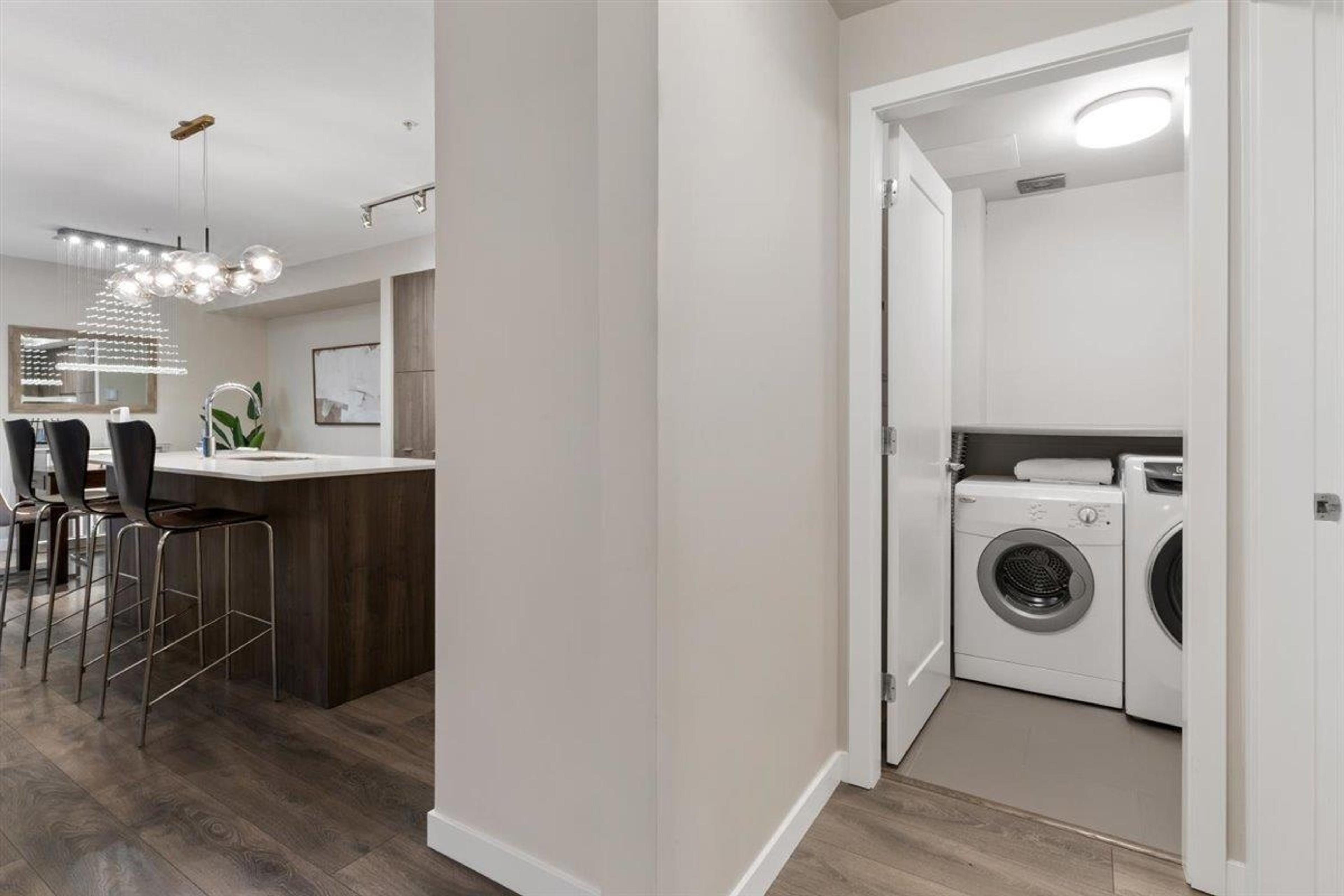 #37 3728 THURSTON STREET - Image 23