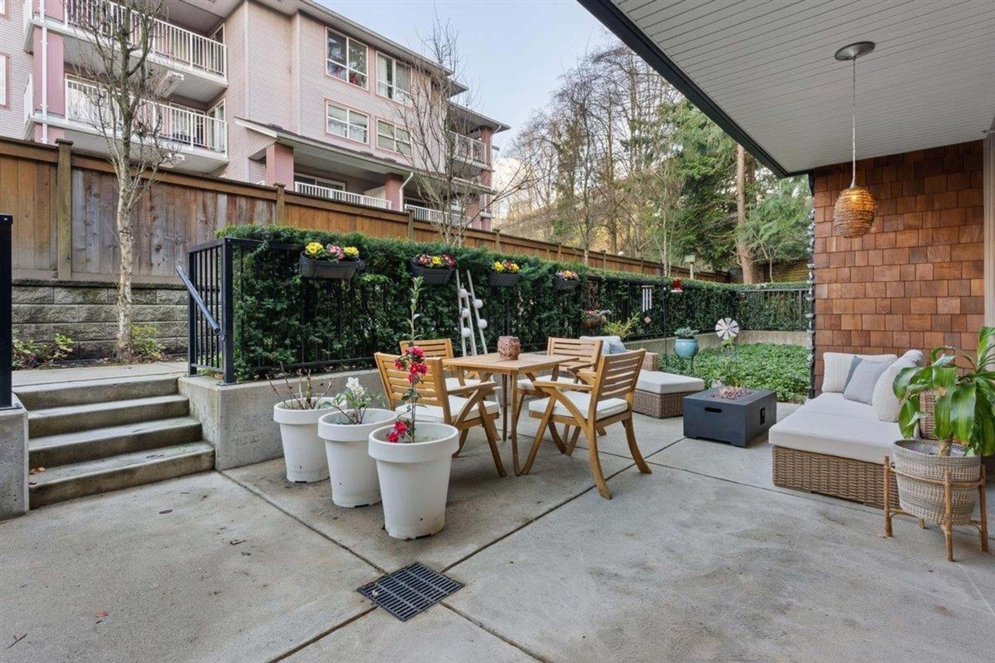 #37 3728 THURSTON STREET - Image 24
