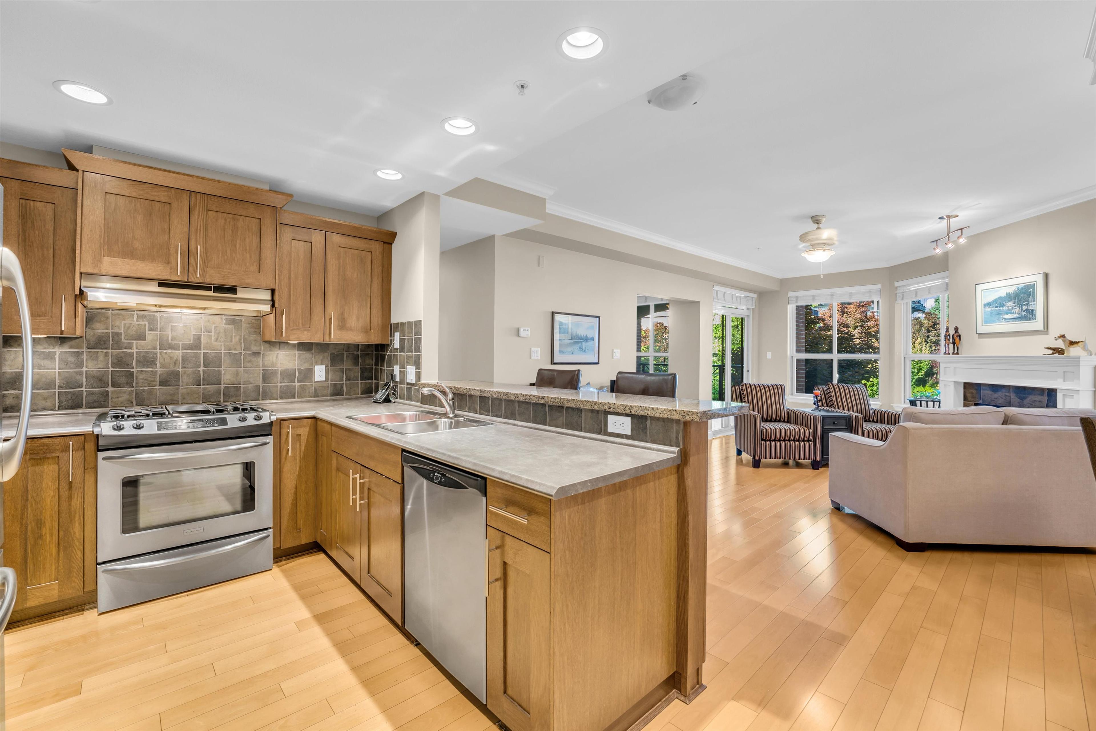 #203 1787 154TH STREET - Image 2