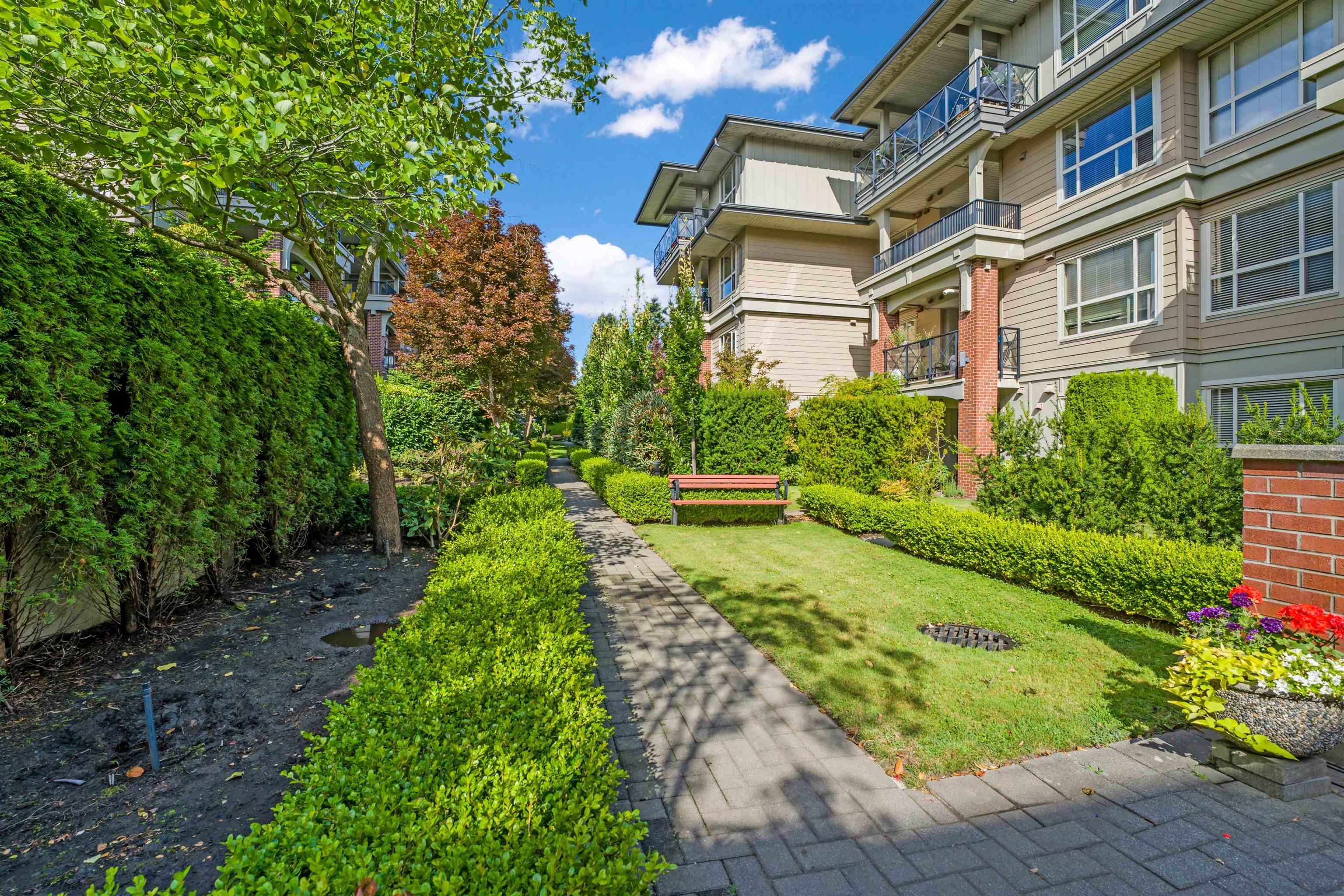 #203 1787 154TH STREET - Image 26