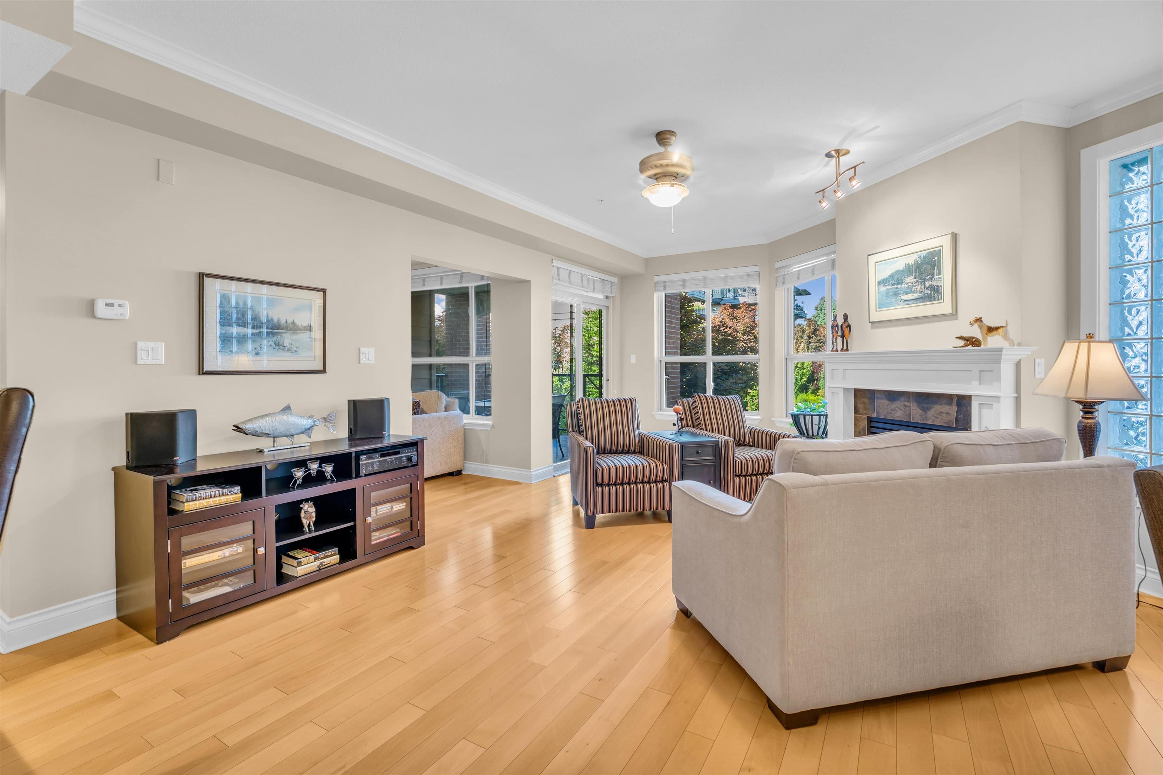 #203 1787 154TH STREET - Image 3