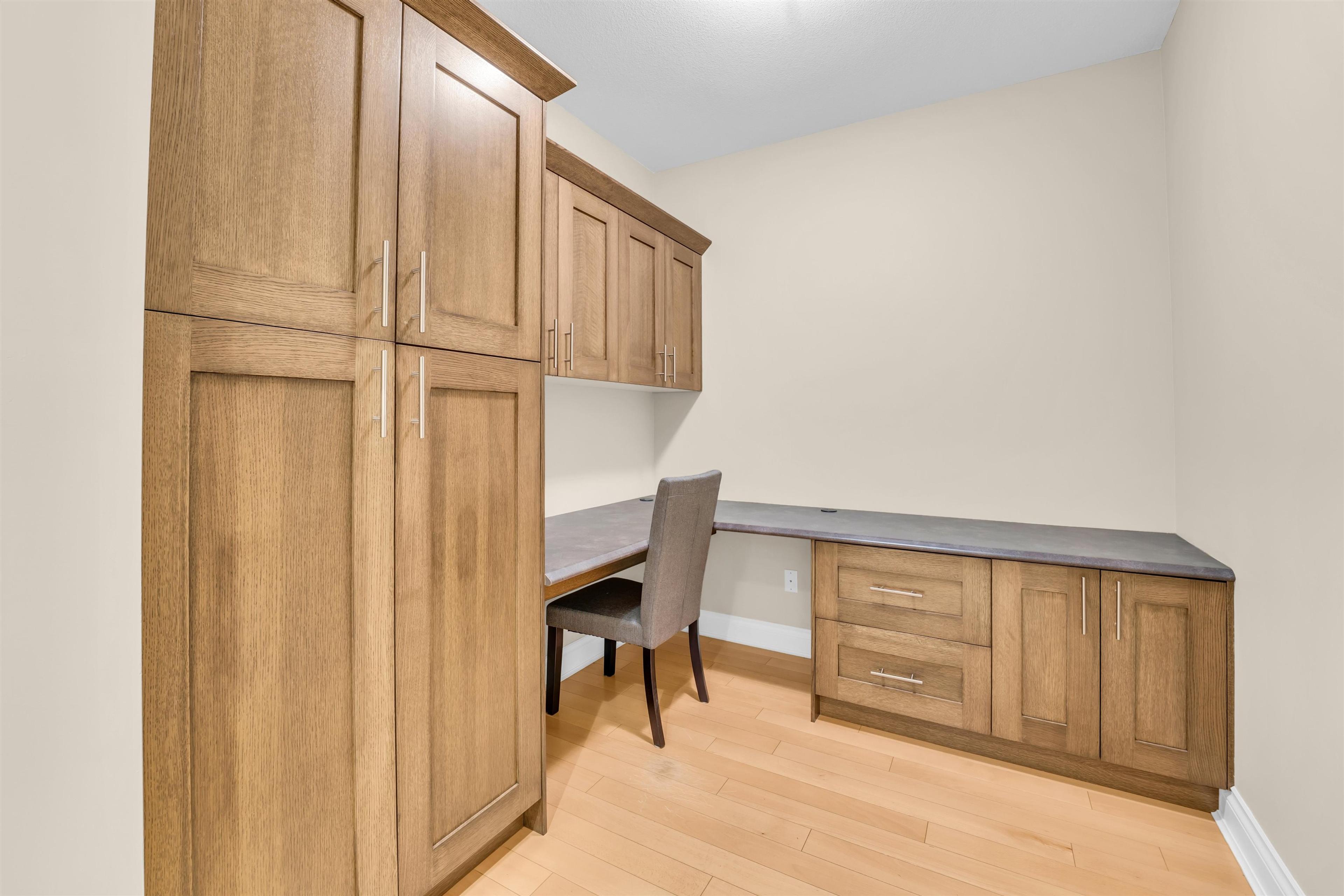 #203 1787 154TH STREET - Image 10