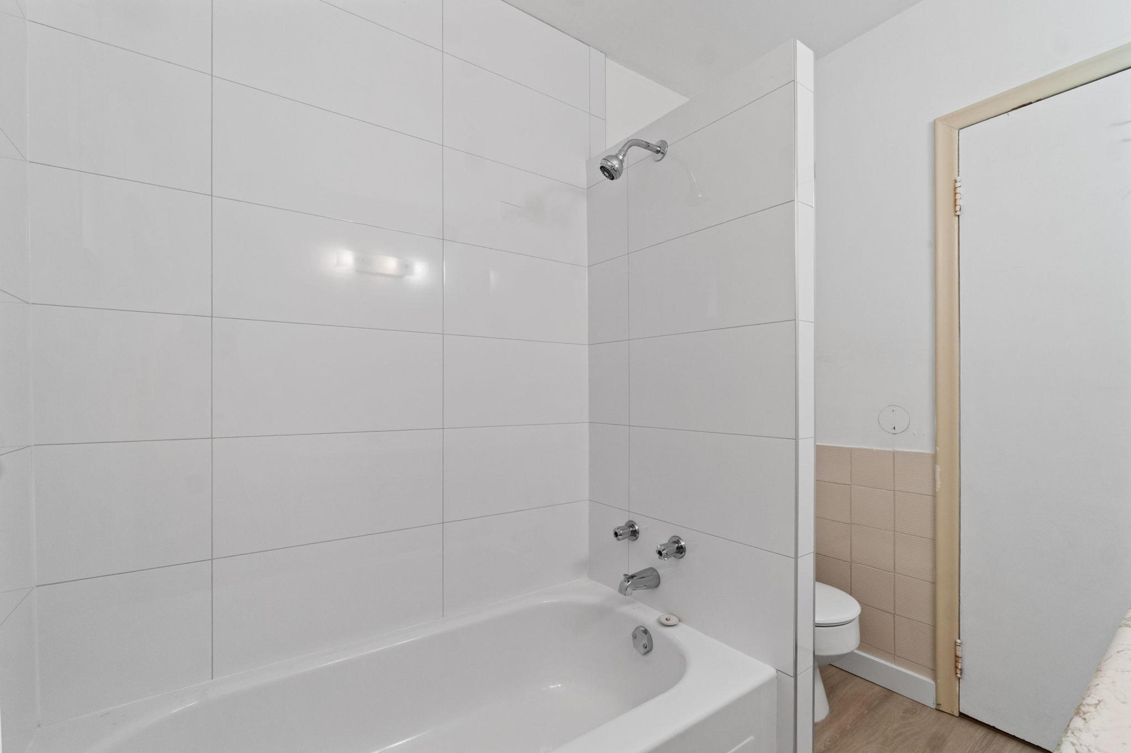 837 WINDERMERE STREET - Image 11
