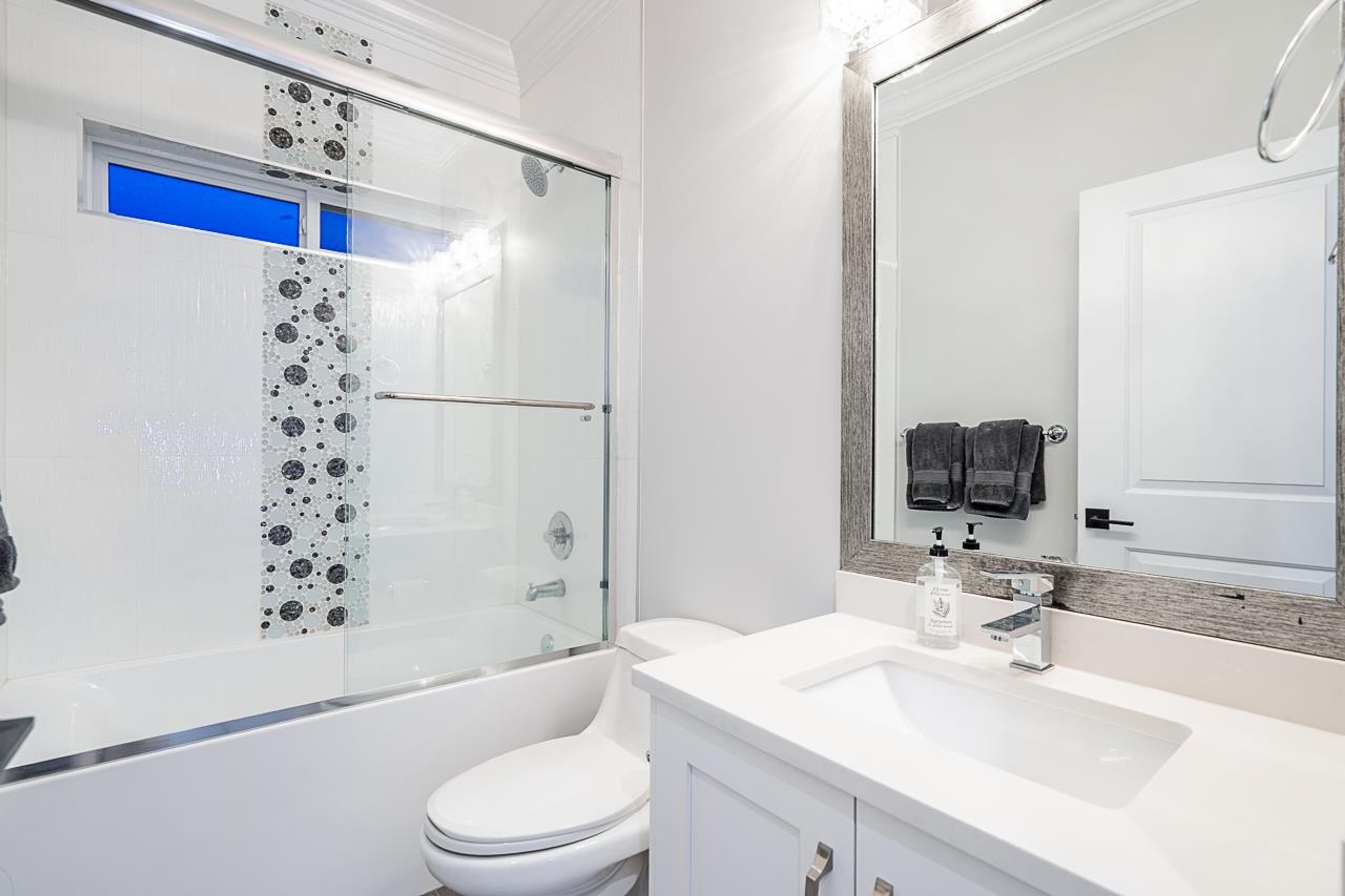 89 WARWICK AVENUE - Image 25