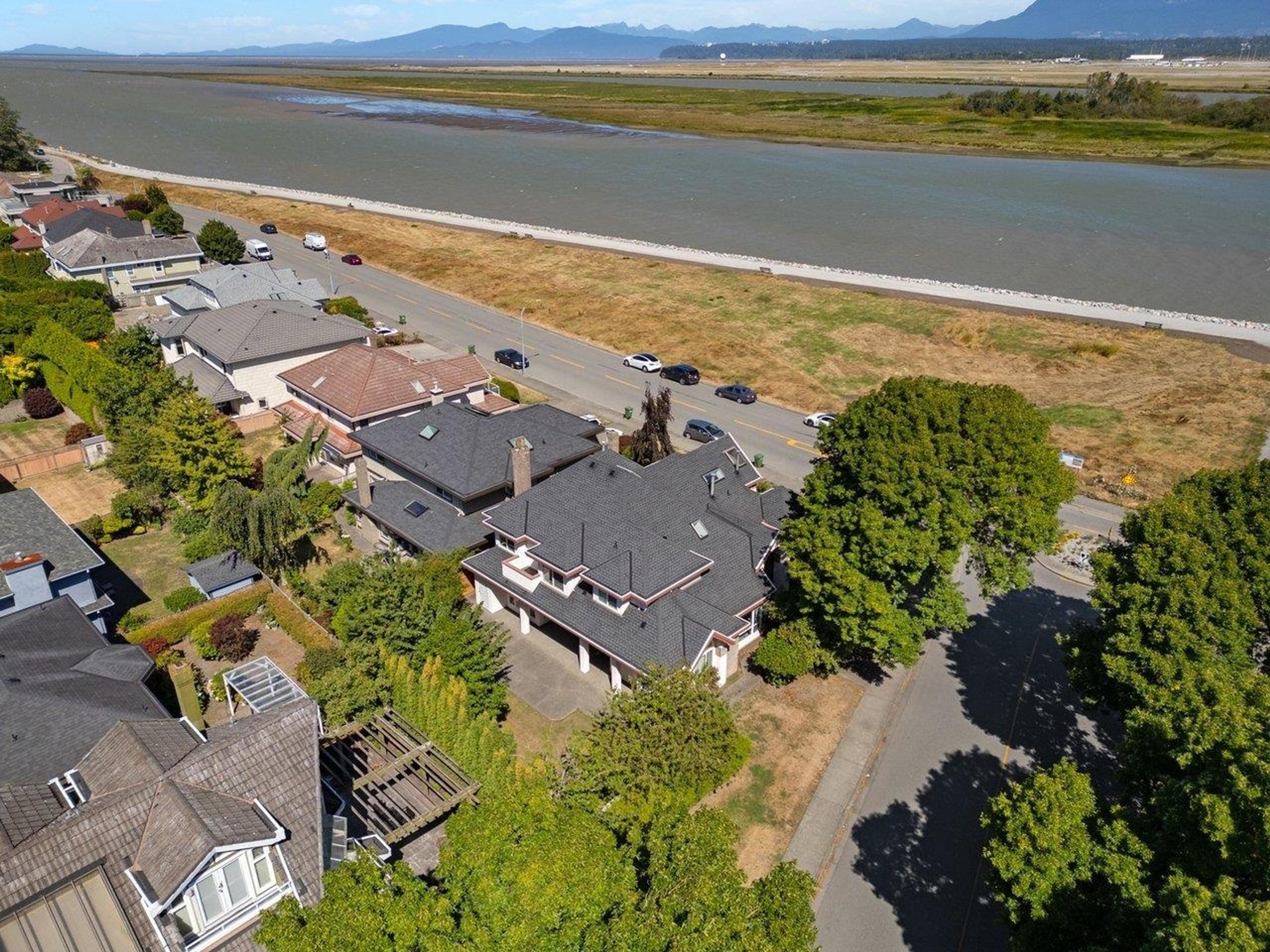 3340 RIVER ROAD - Image 1
