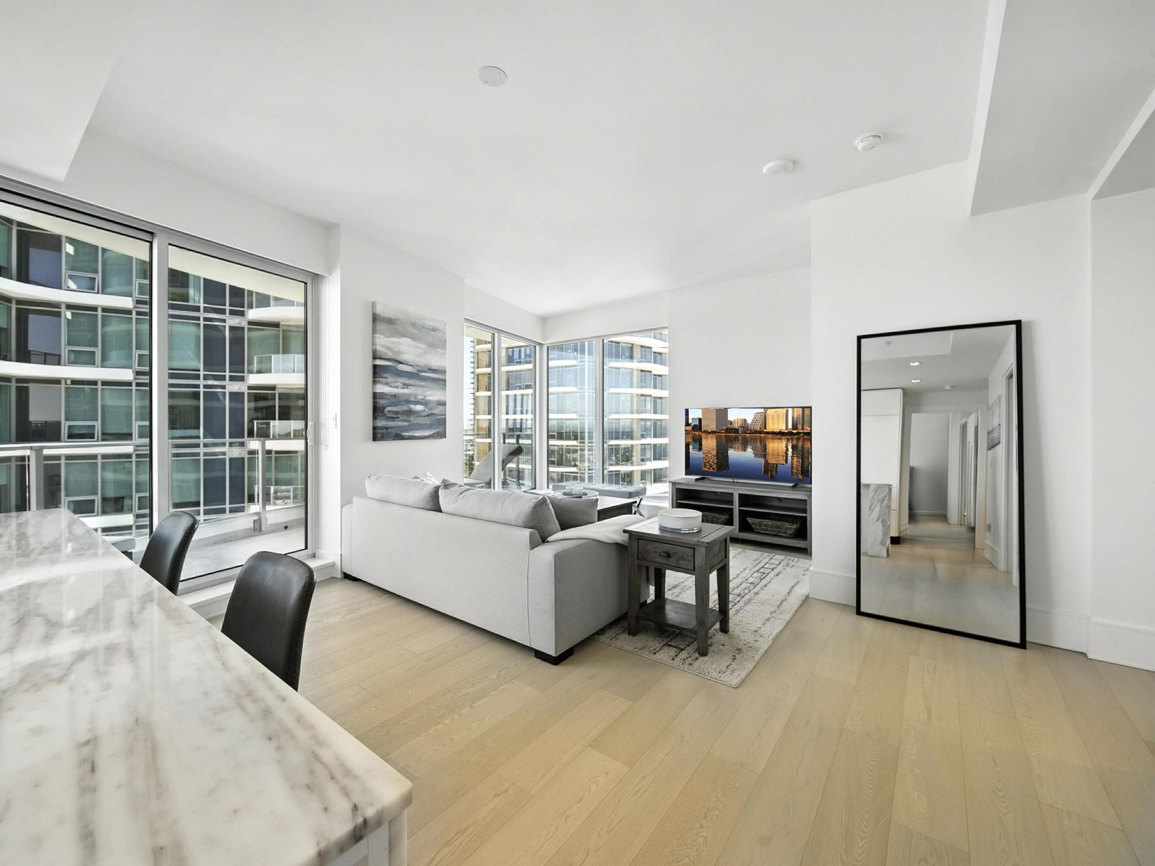 #1604 1500 MARTIN STREET - Image 18