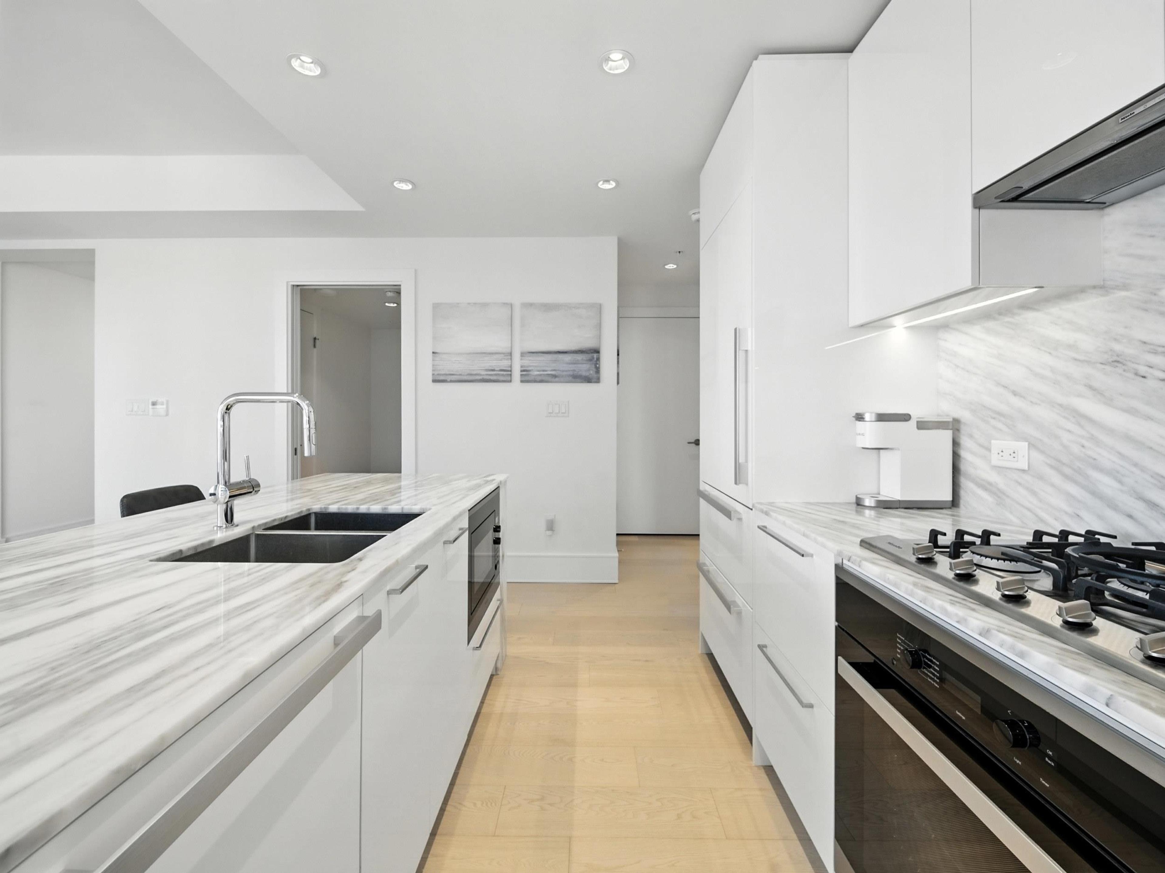 #1604 1500 MARTIN STREET - Image 15