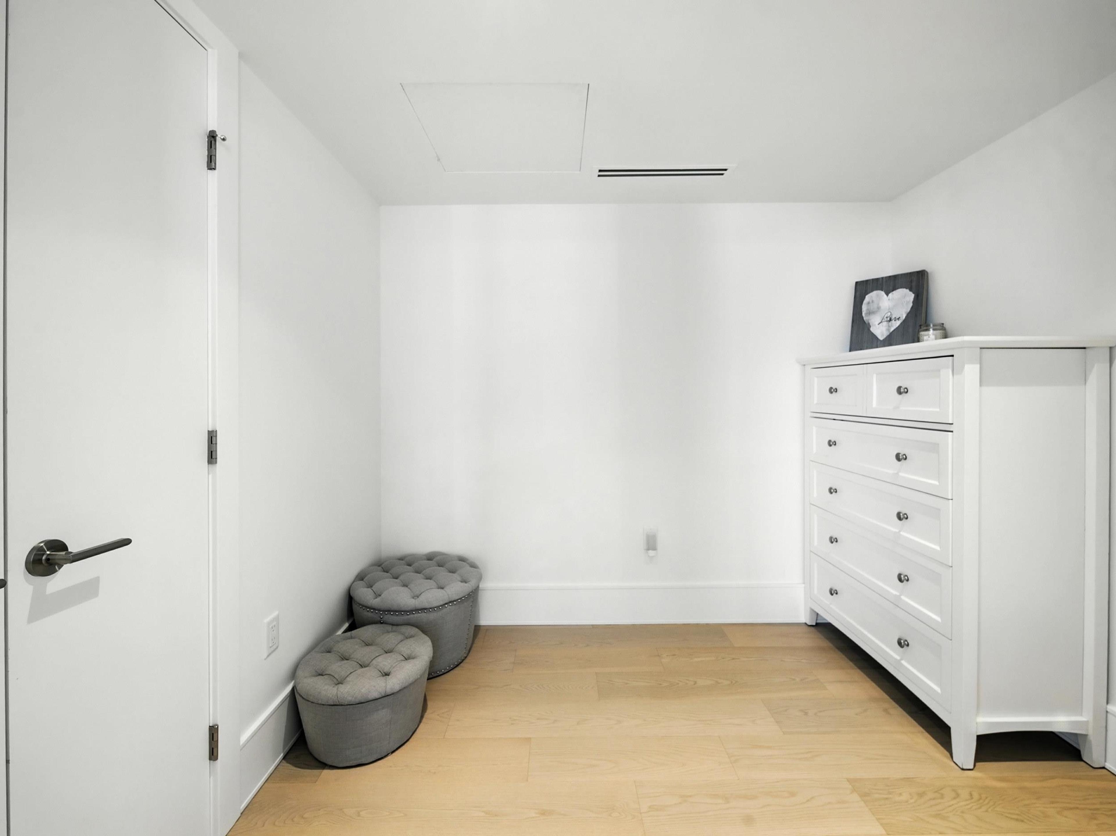 #1604 1500 MARTIN STREET - Image 8
