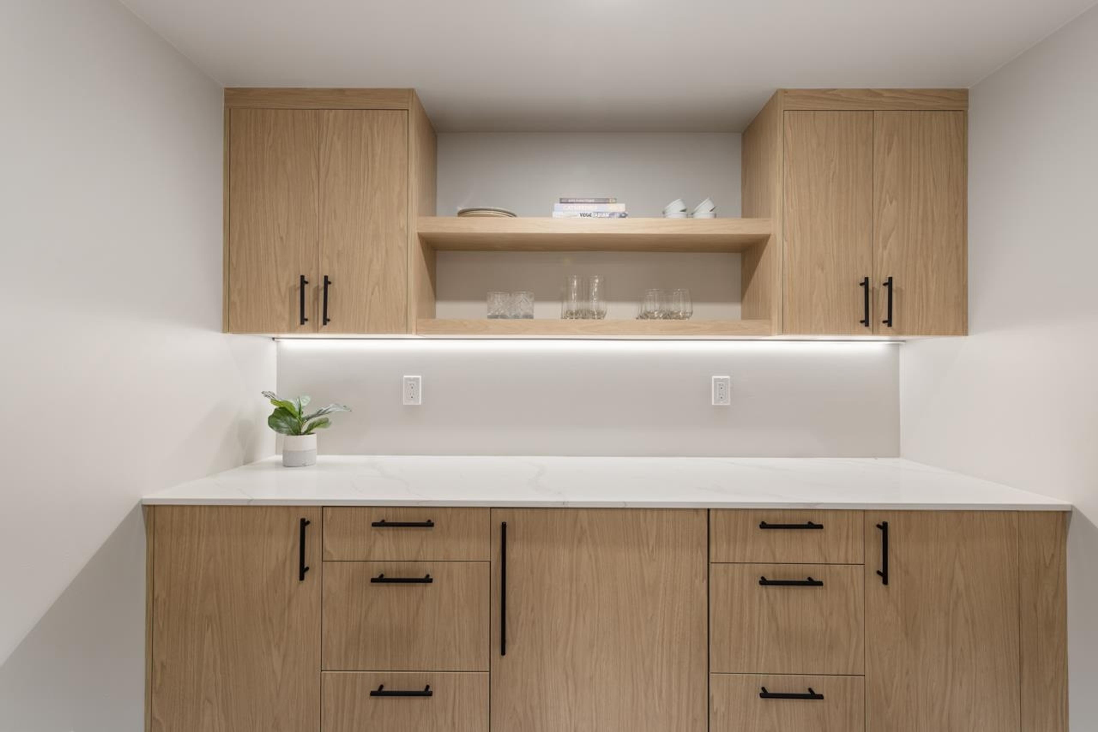 #407 183 KEEFER PLACE - Image 13