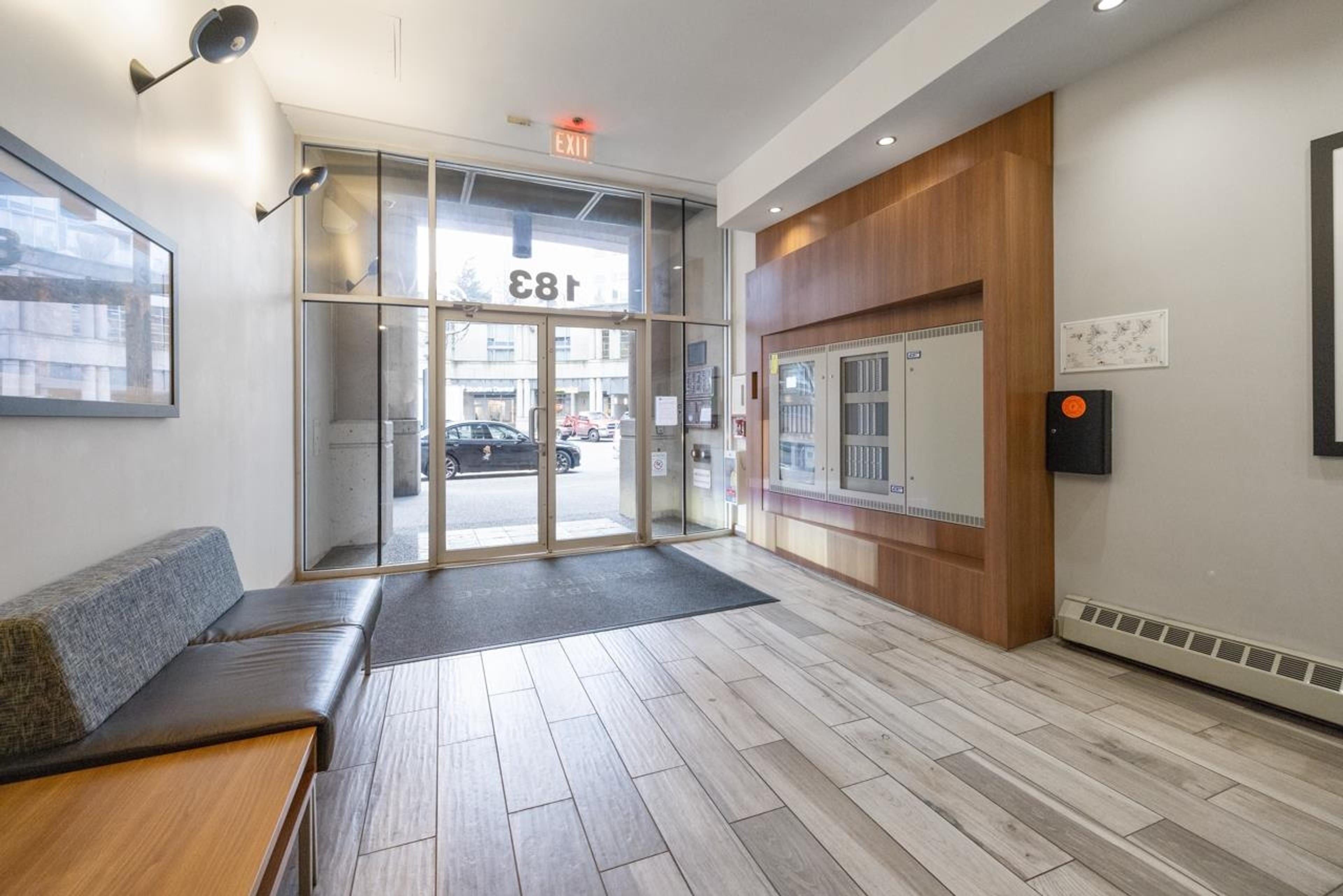 #407 183 KEEFER PLACE - Image 33