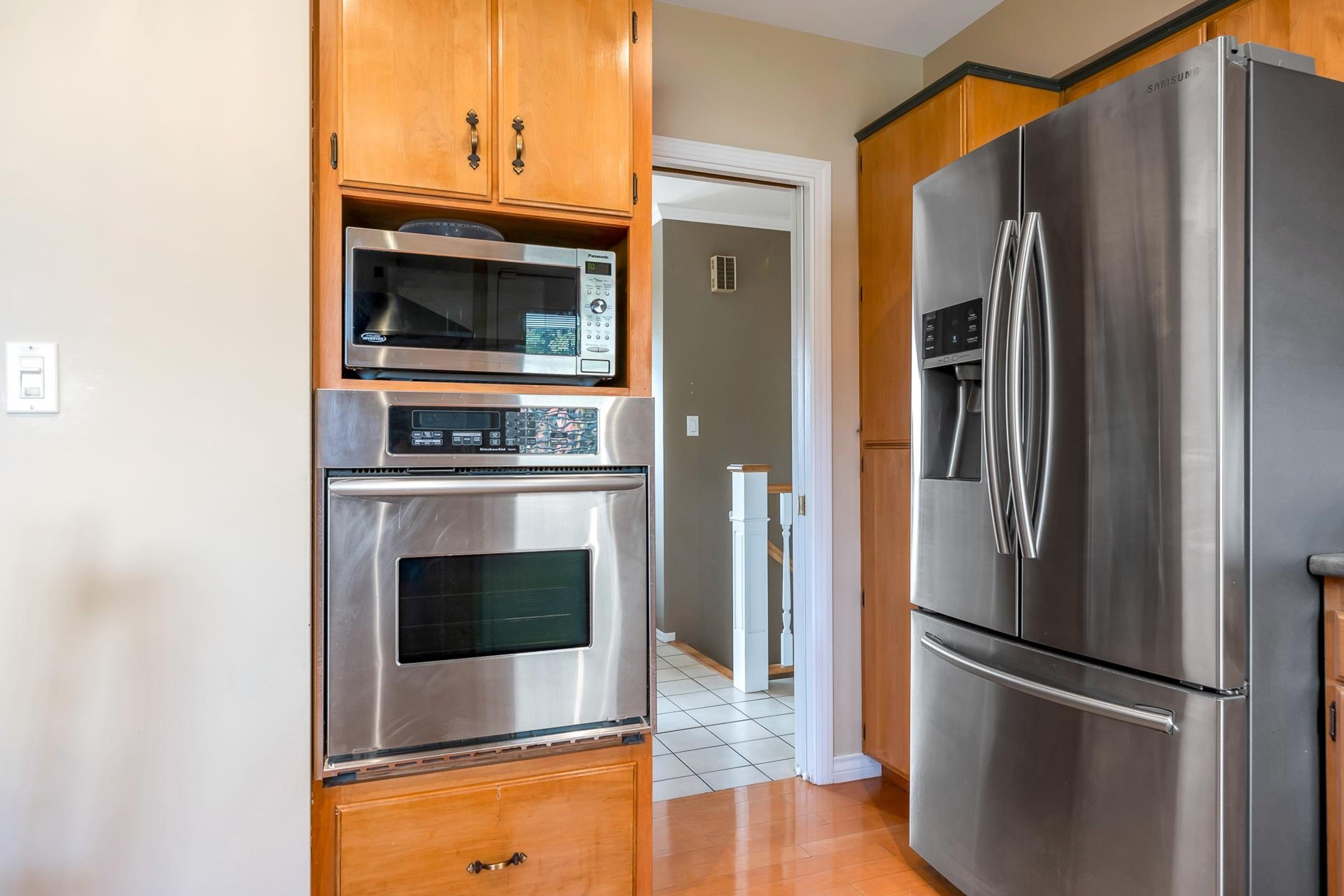 837 POIRIER STREET - Image 16