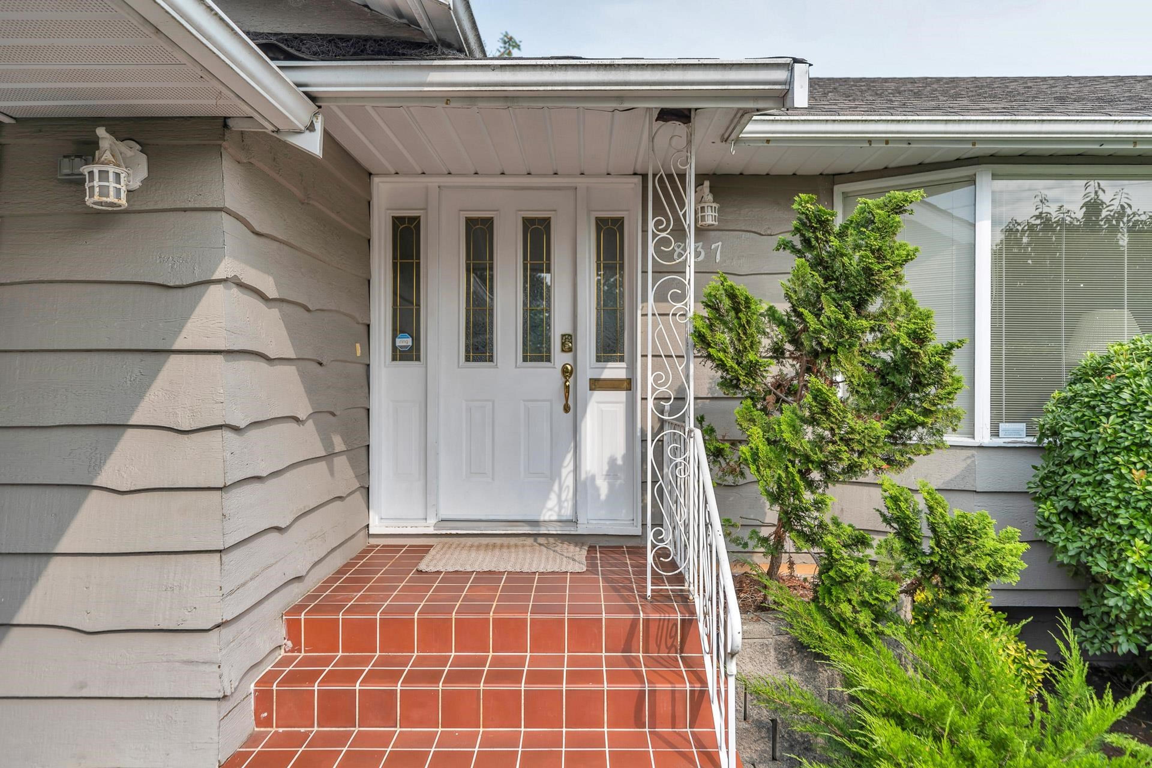 837 POIRIER STREET - Image 4