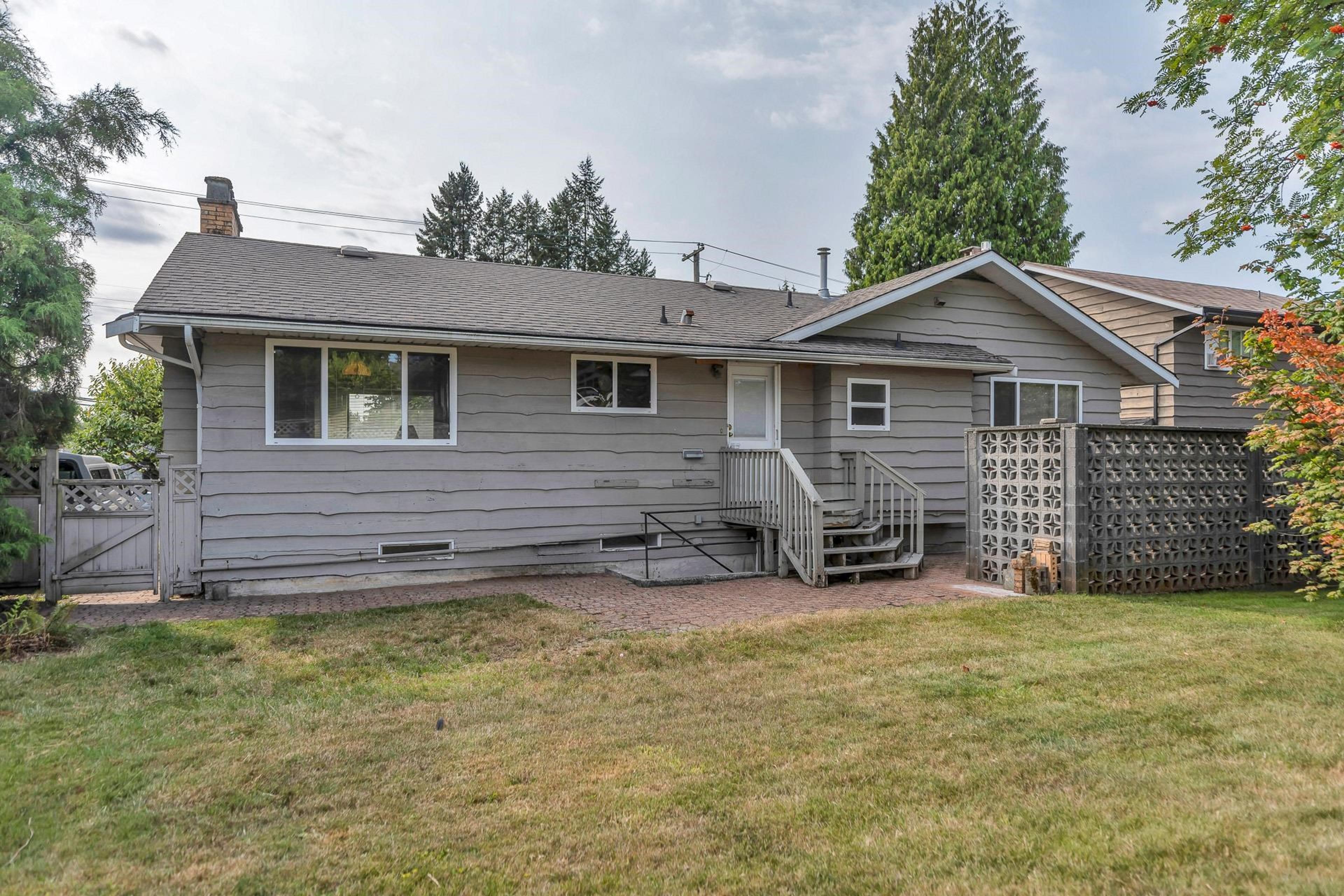 837 POIRIER STREET - Image 8