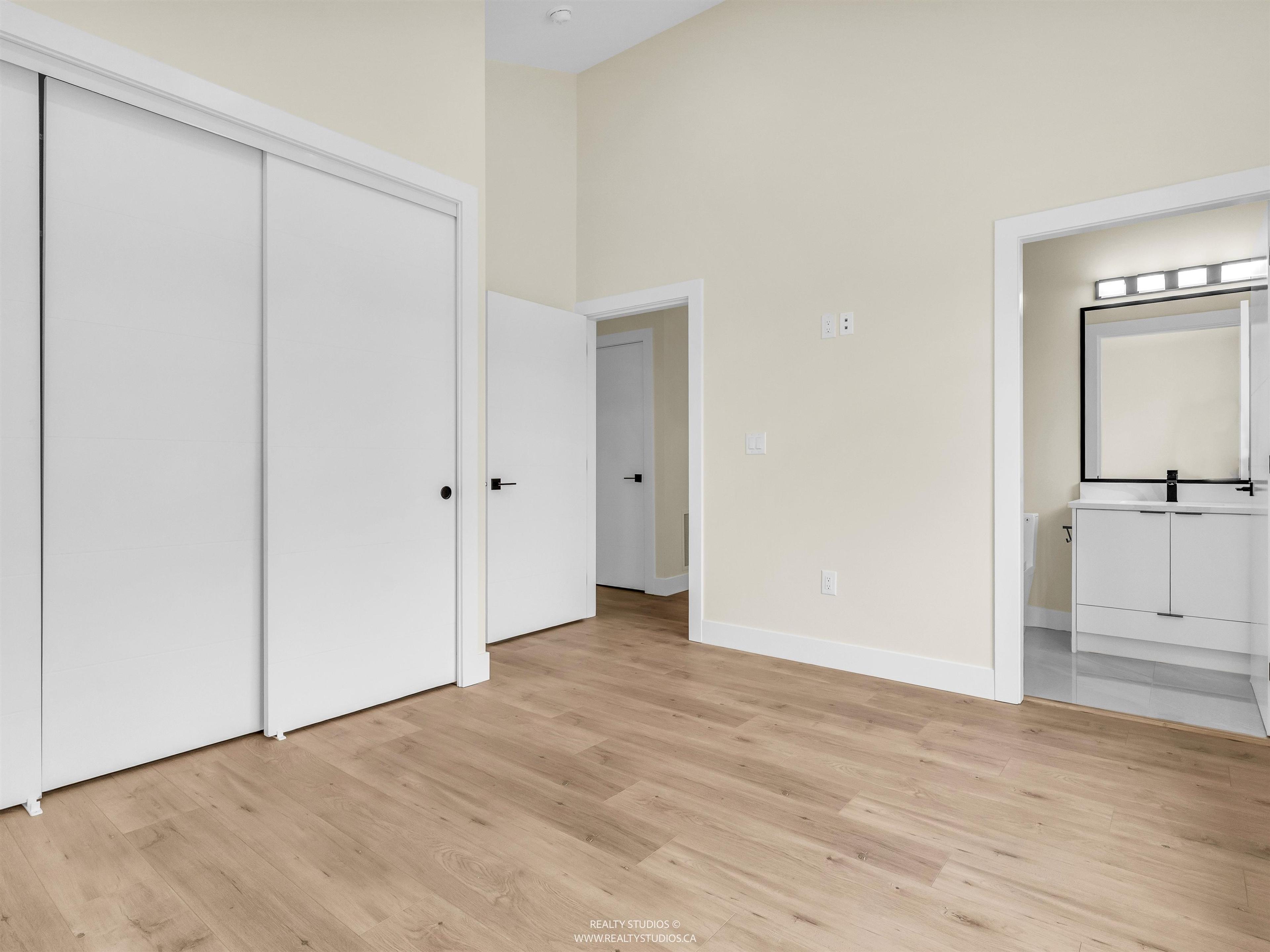 #1 5221 CLARENDON STREET - Image 16