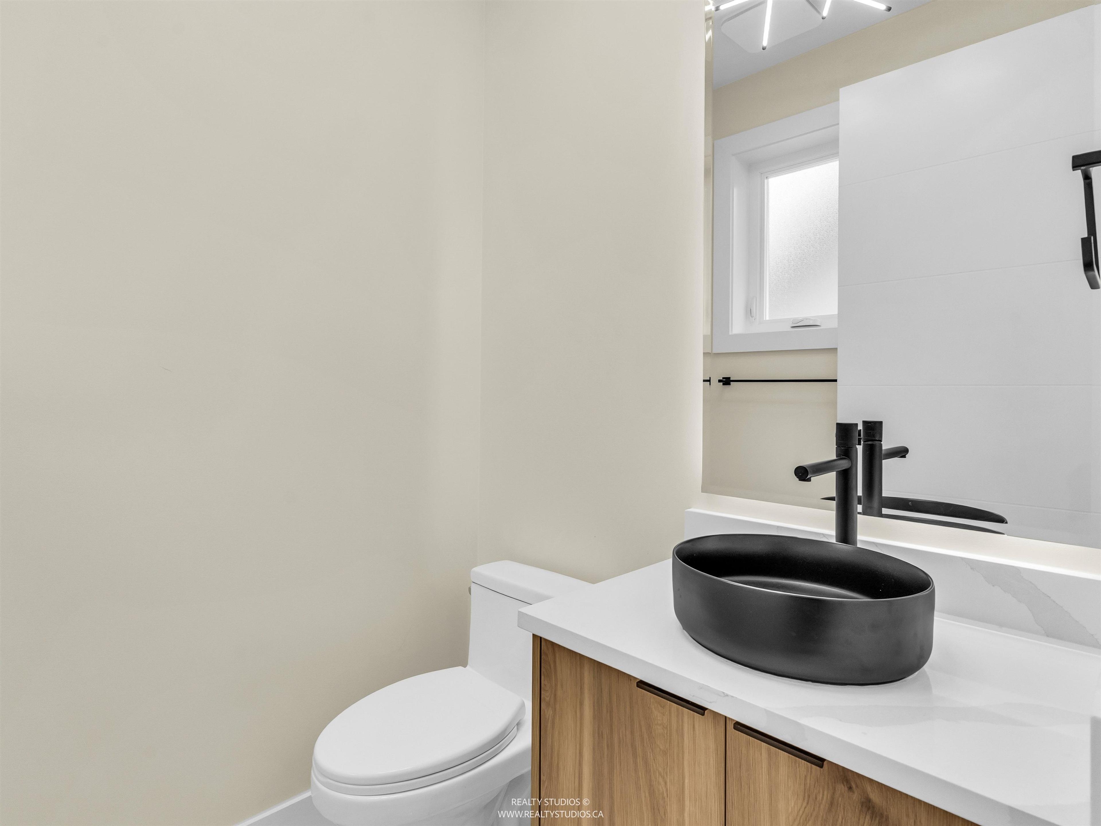 #1 5221 CLARENDON STREET - Image 10
