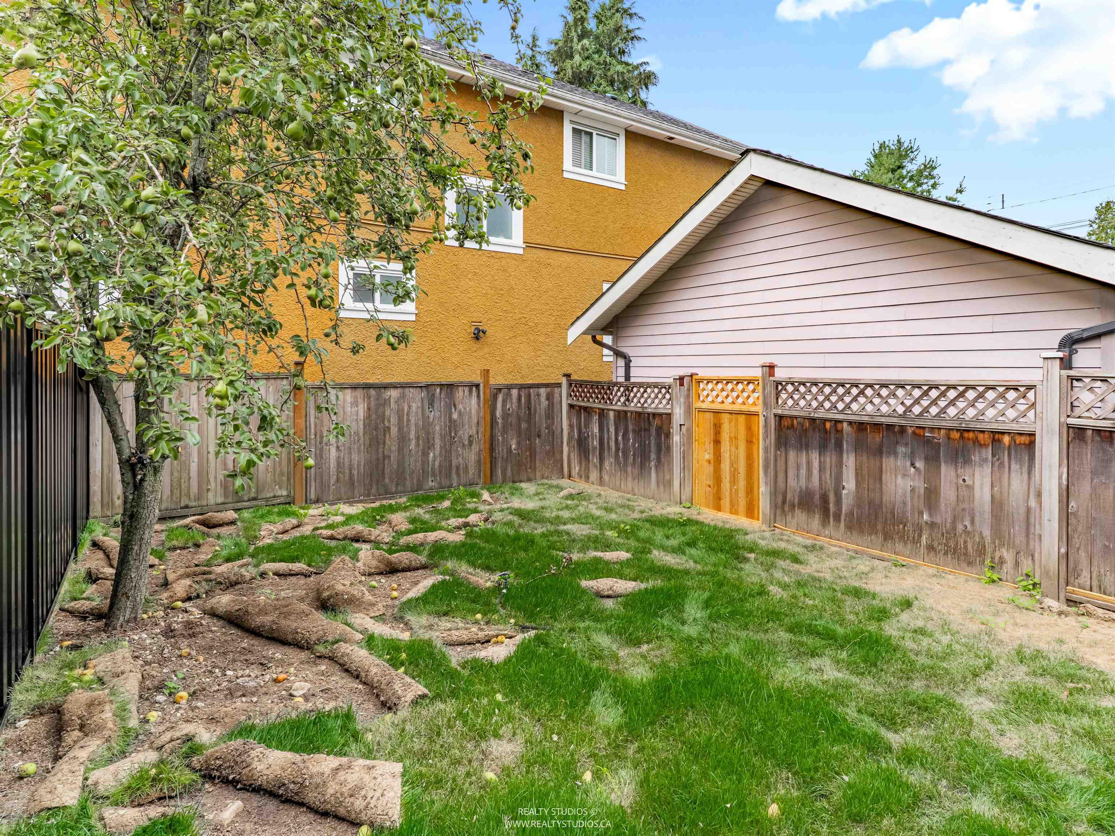 #1 5221 CLARENDON STREET - Image 33