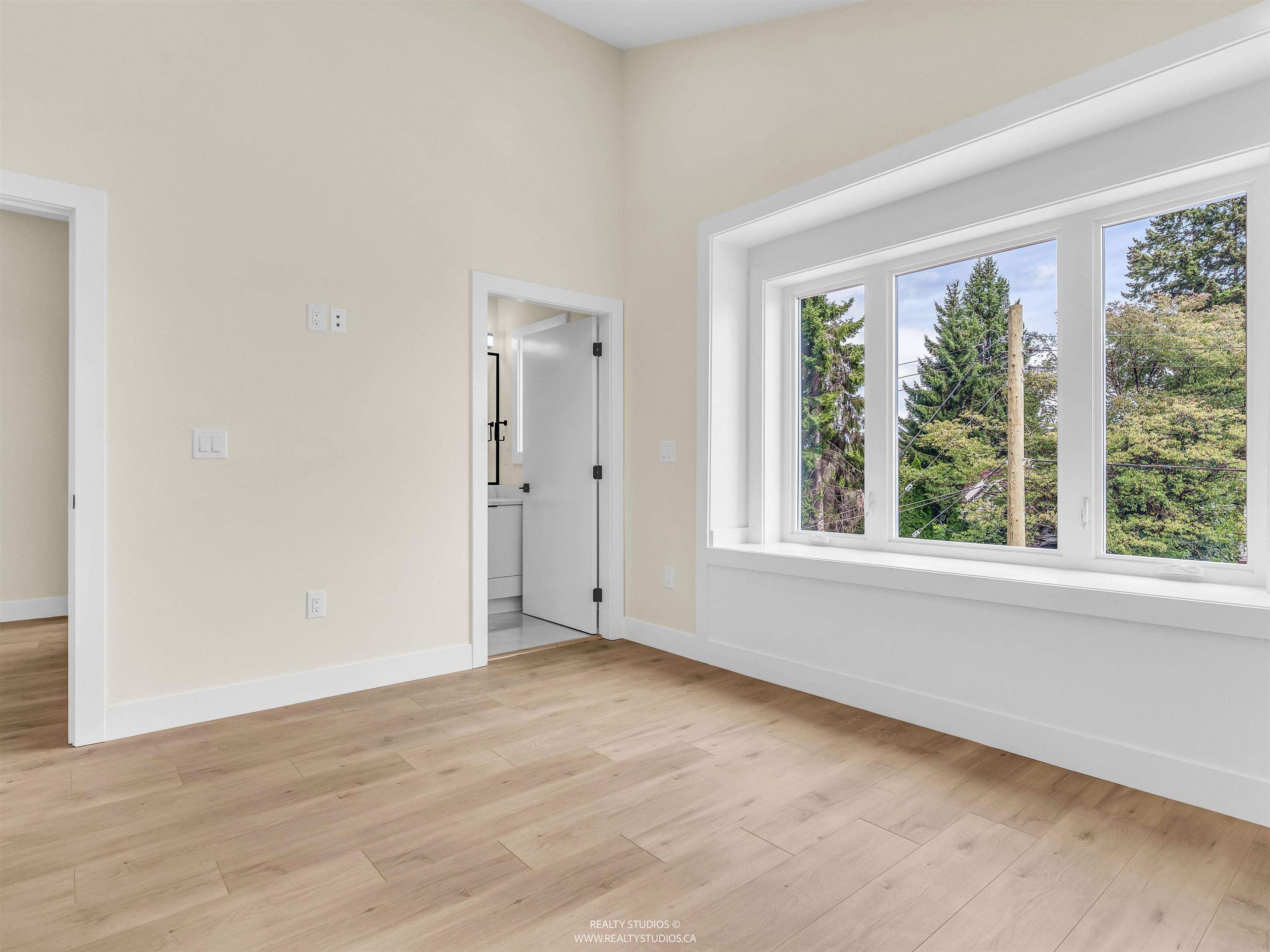 #1 5221 CLARENDON STREET - Image 15