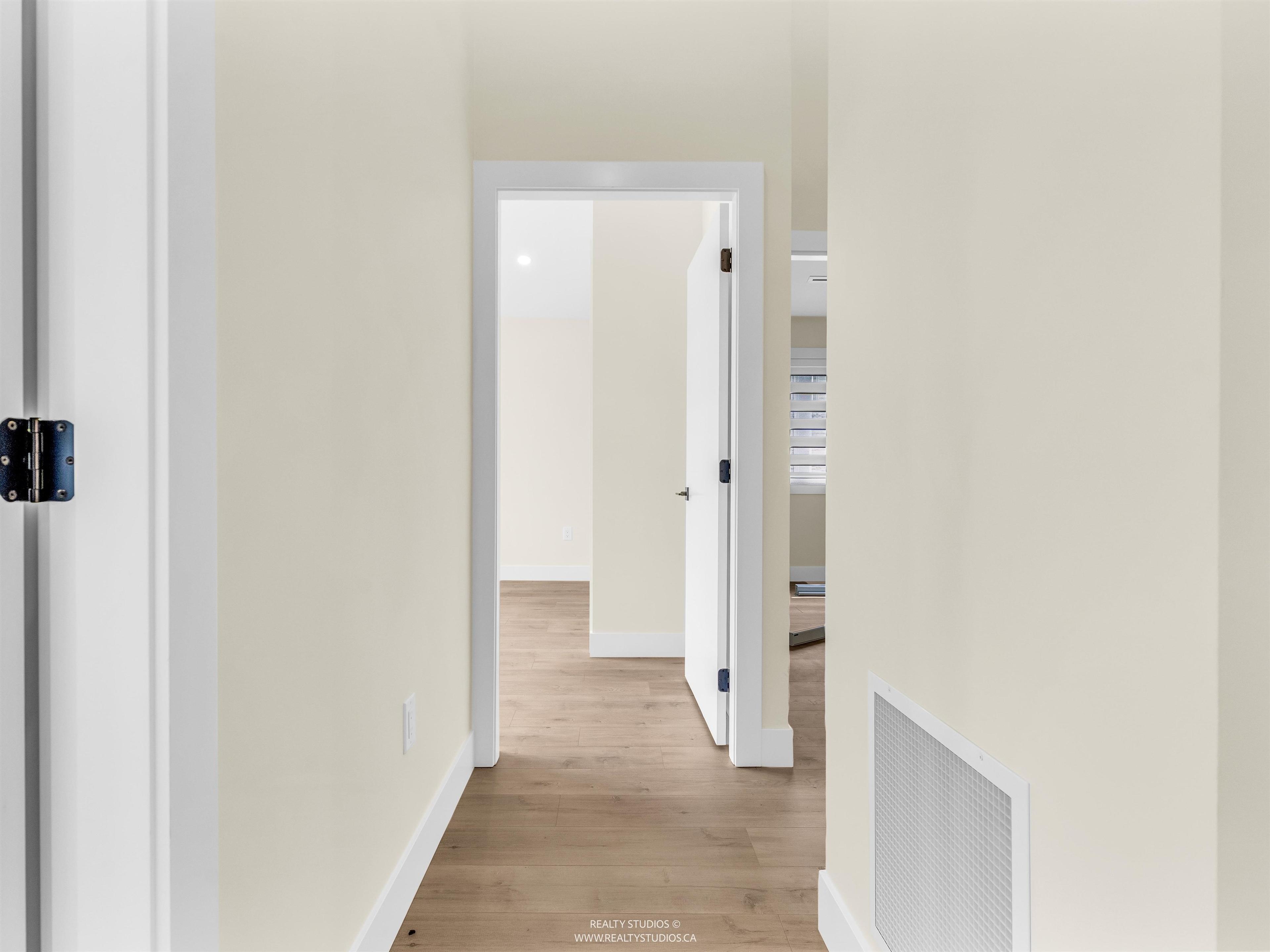 #1 5221 CLARENDON STREET - Image 19
