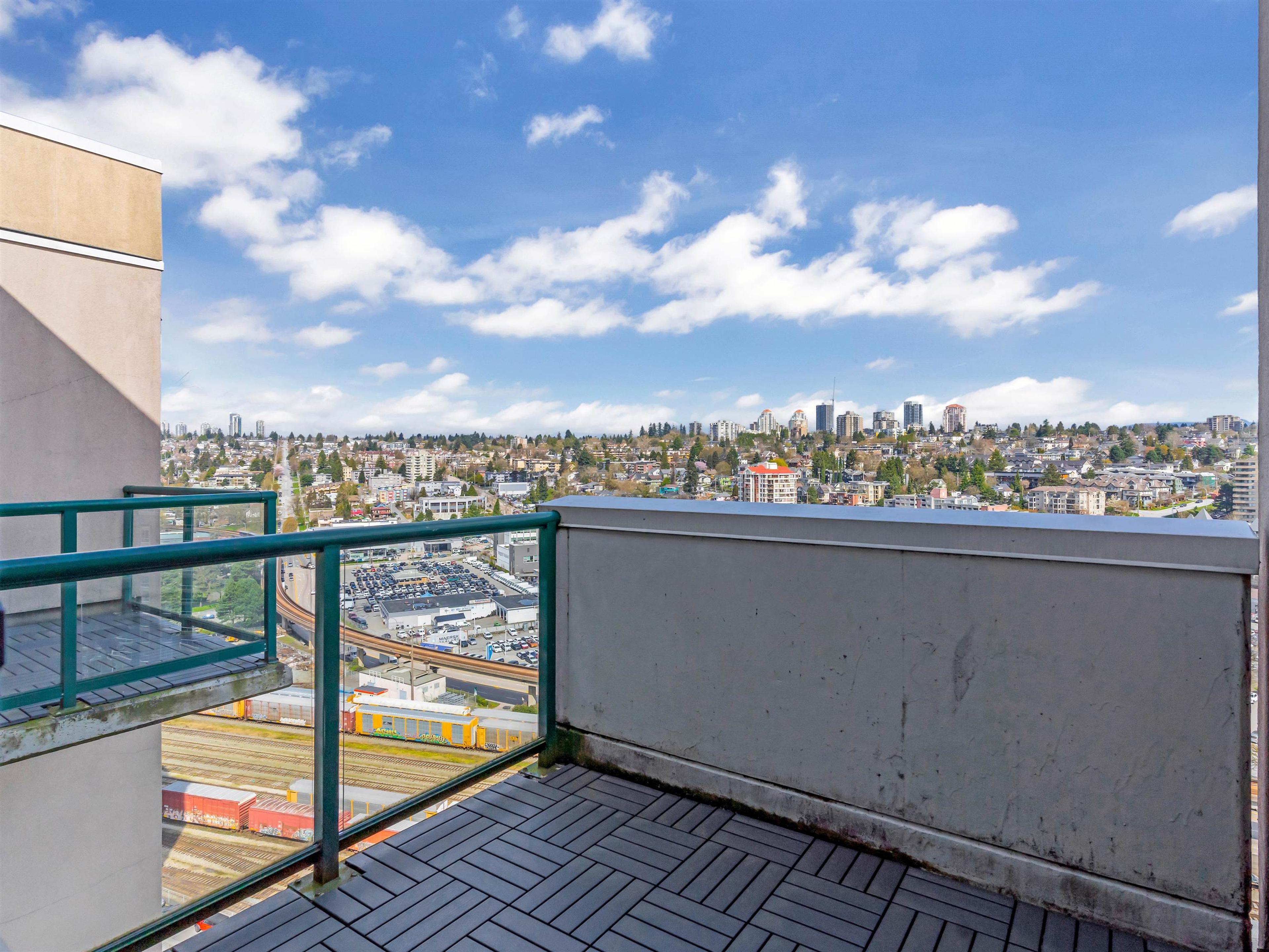 #2205 10 LAGUNA COURT - Image 24