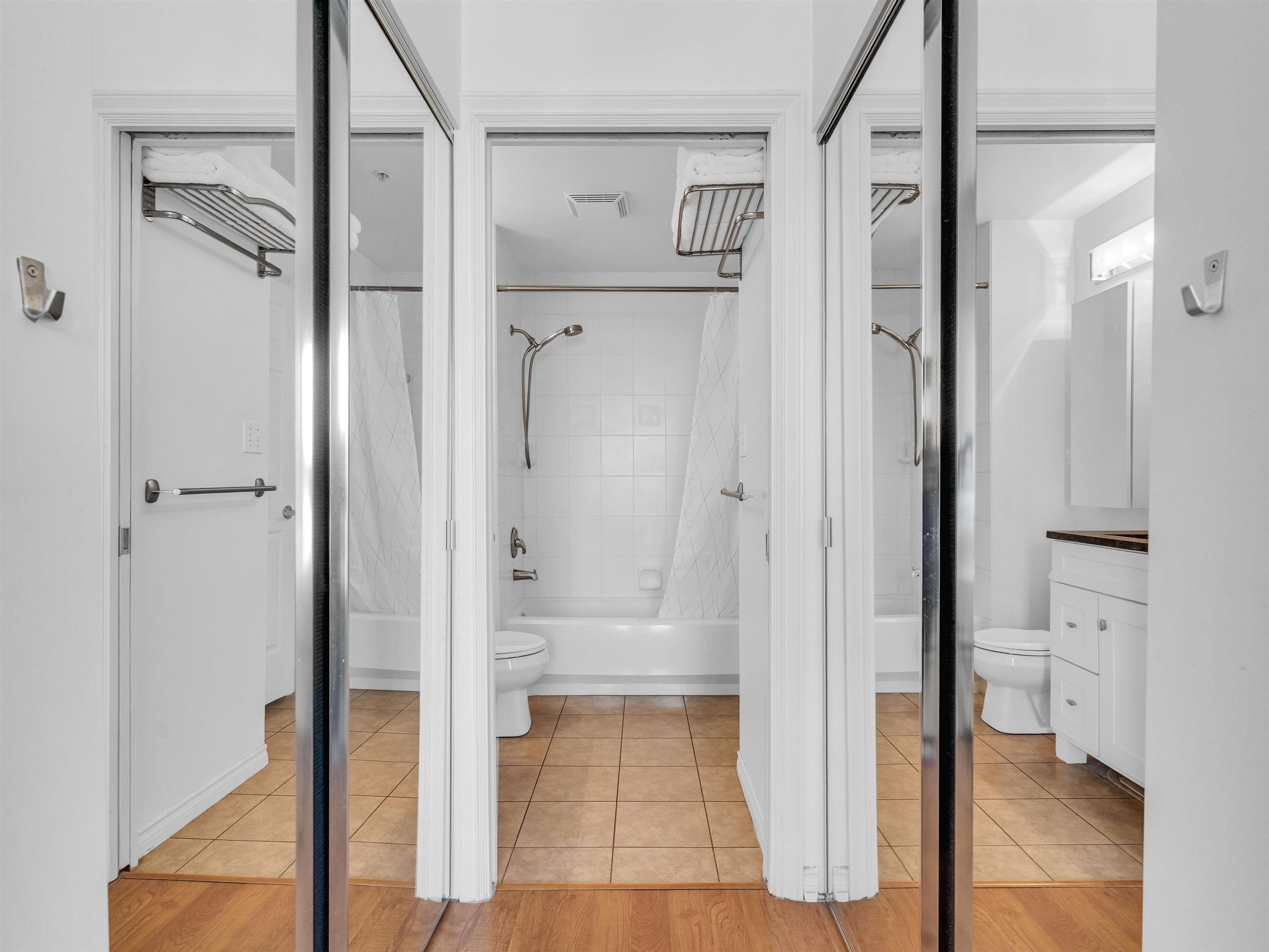#2205 10 LAGUNA COURT - Image 22