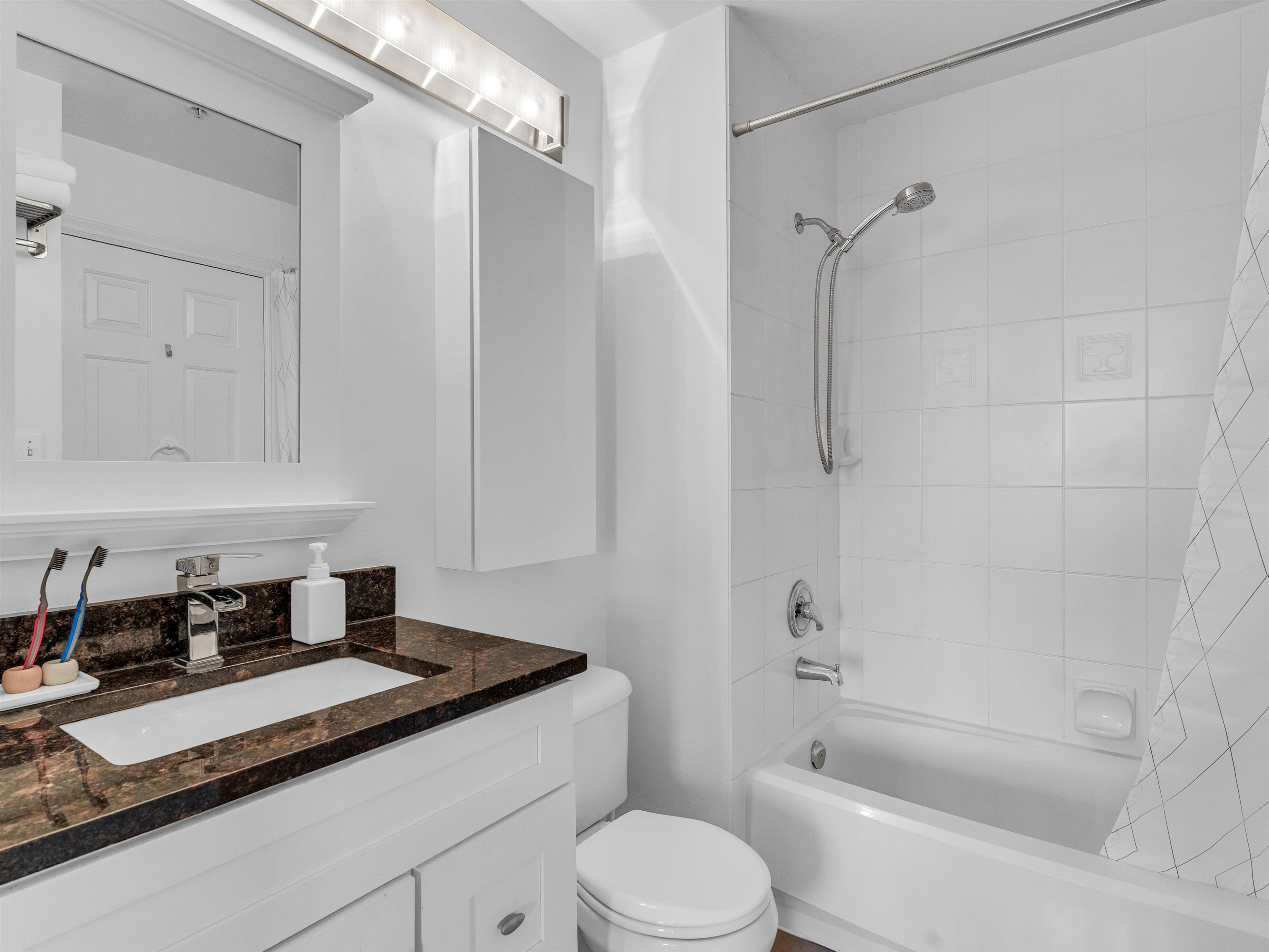 #2205 10 LAGUNA COURT - Image 14