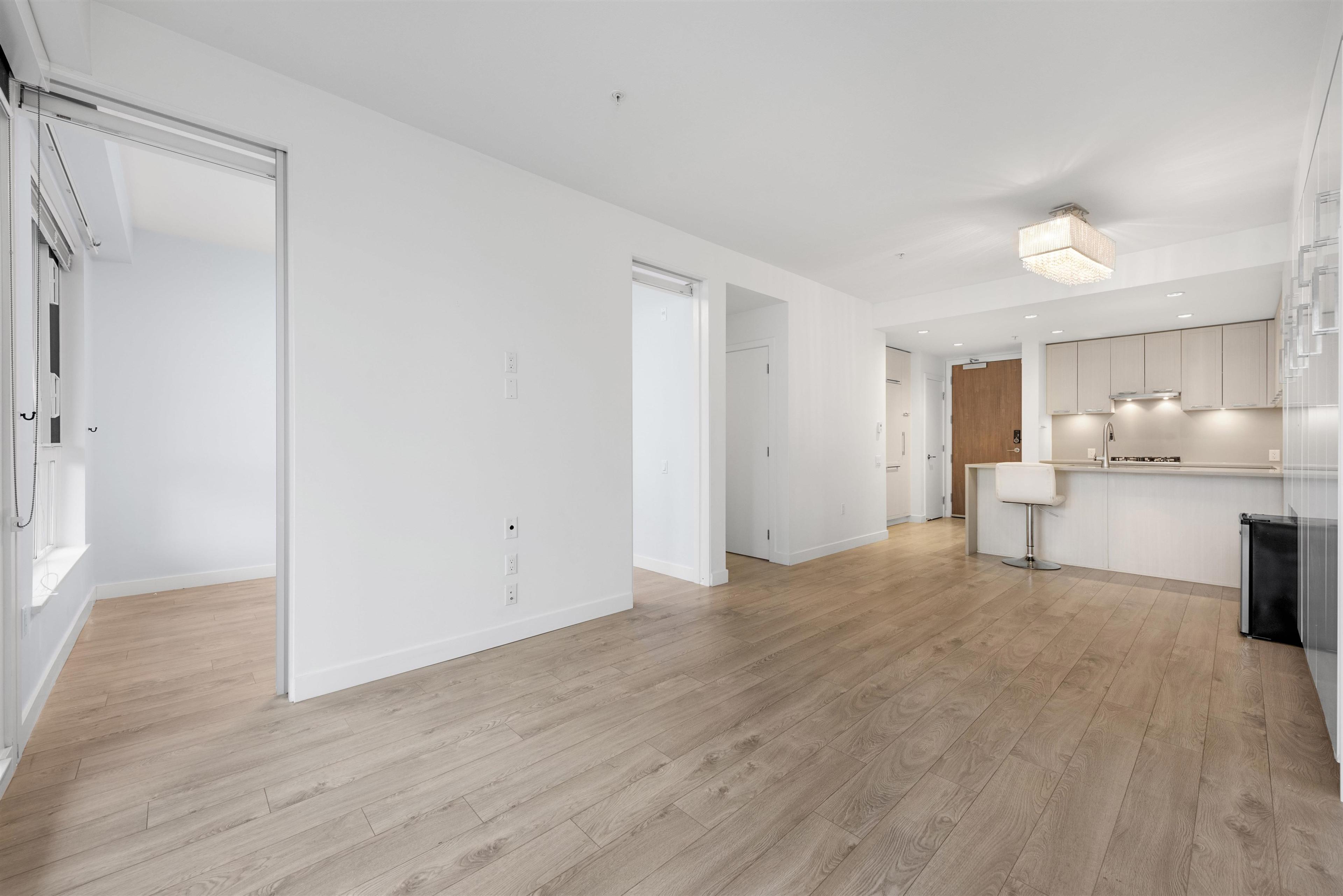 #208 6633 CAMBIE STREET - Image 12