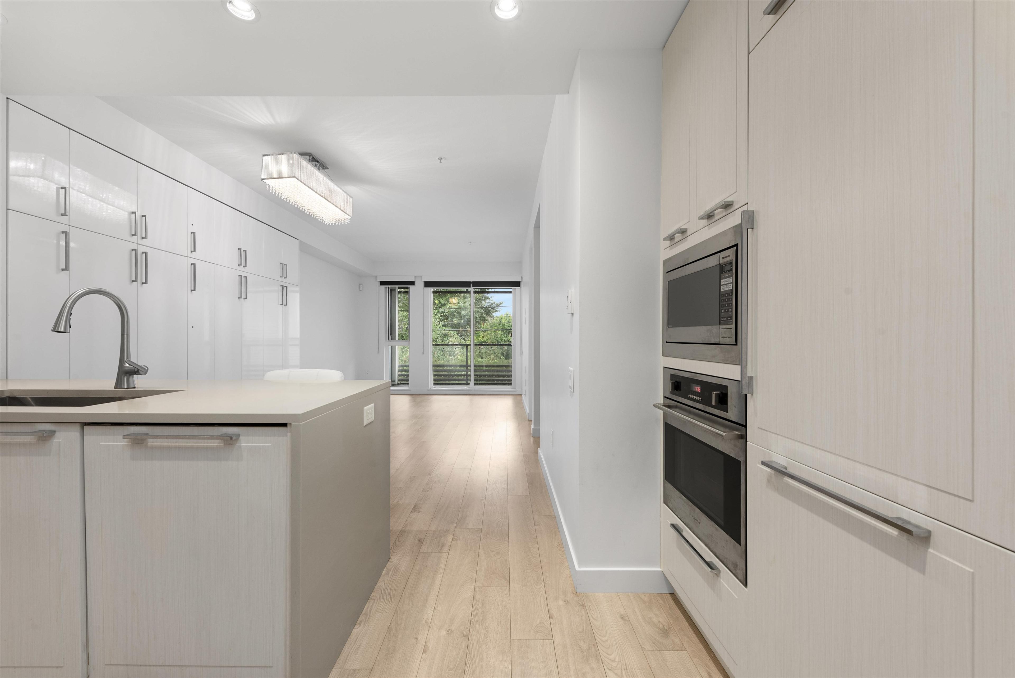 #208 6633 CAMBIE STREET - Image 7